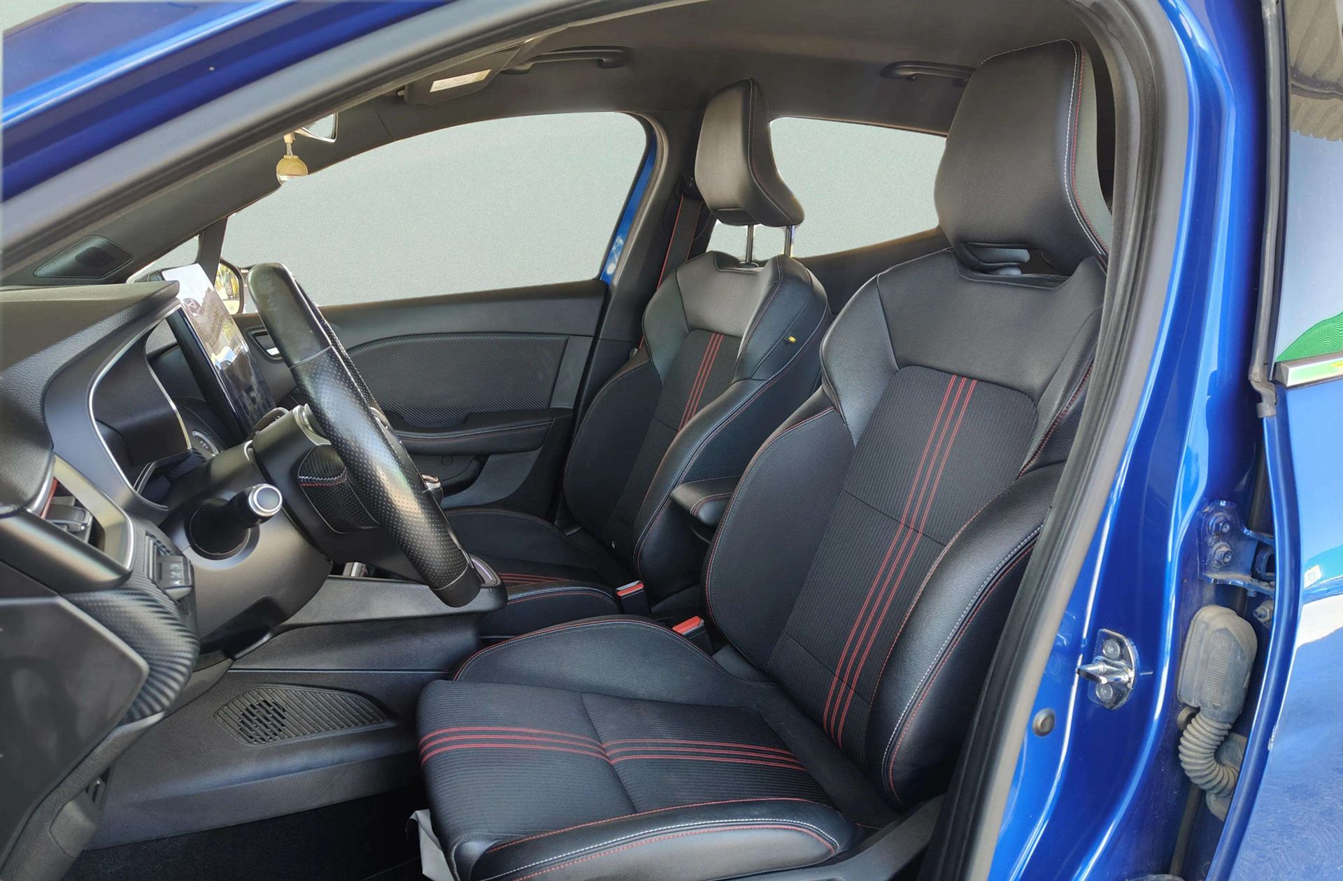 Renault Clio RS Line TCe - foto 9