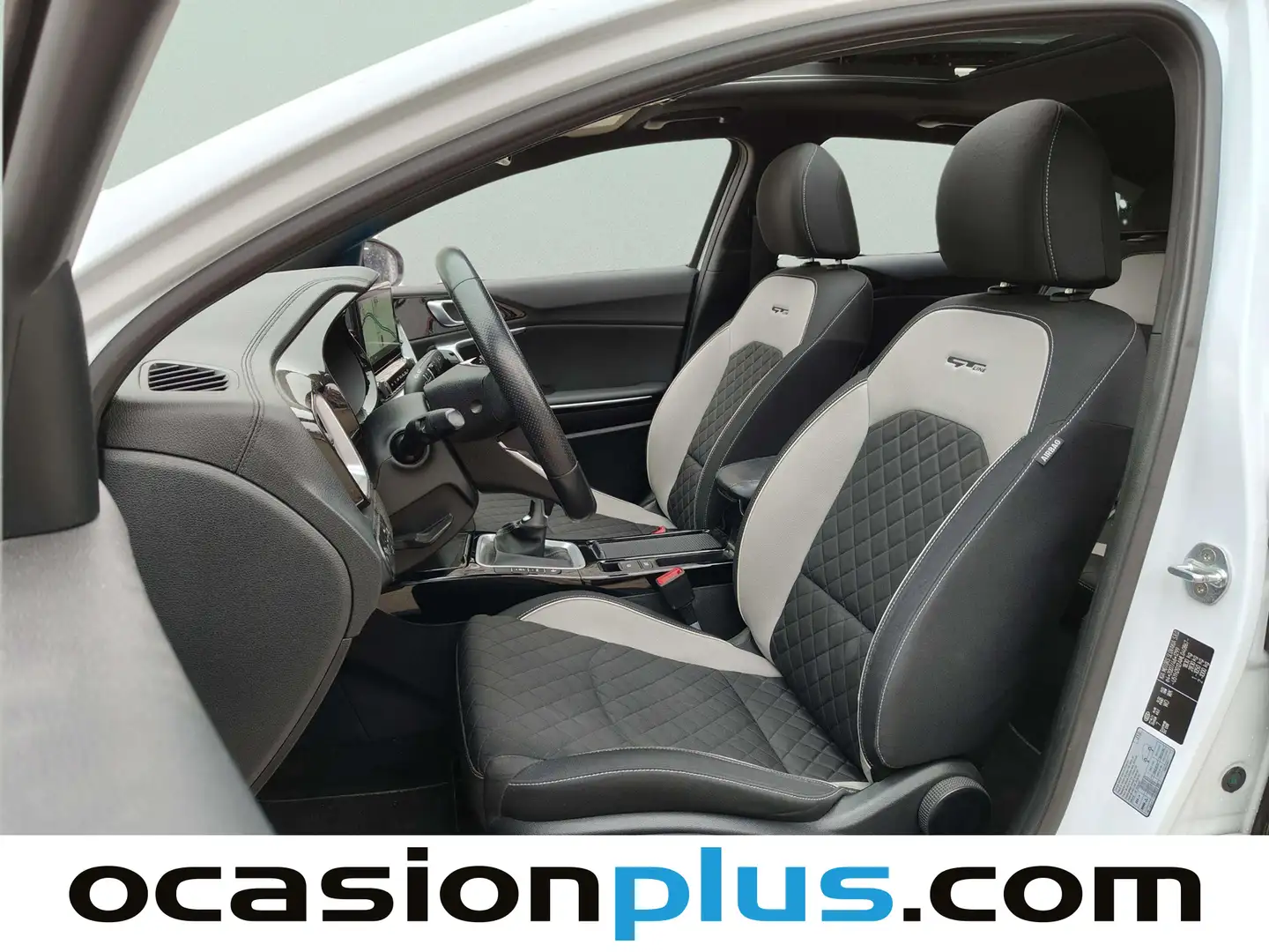 Foto KIA ProCeed Kia ProCeed 1.0 T-GDi GT Line (120 CV)