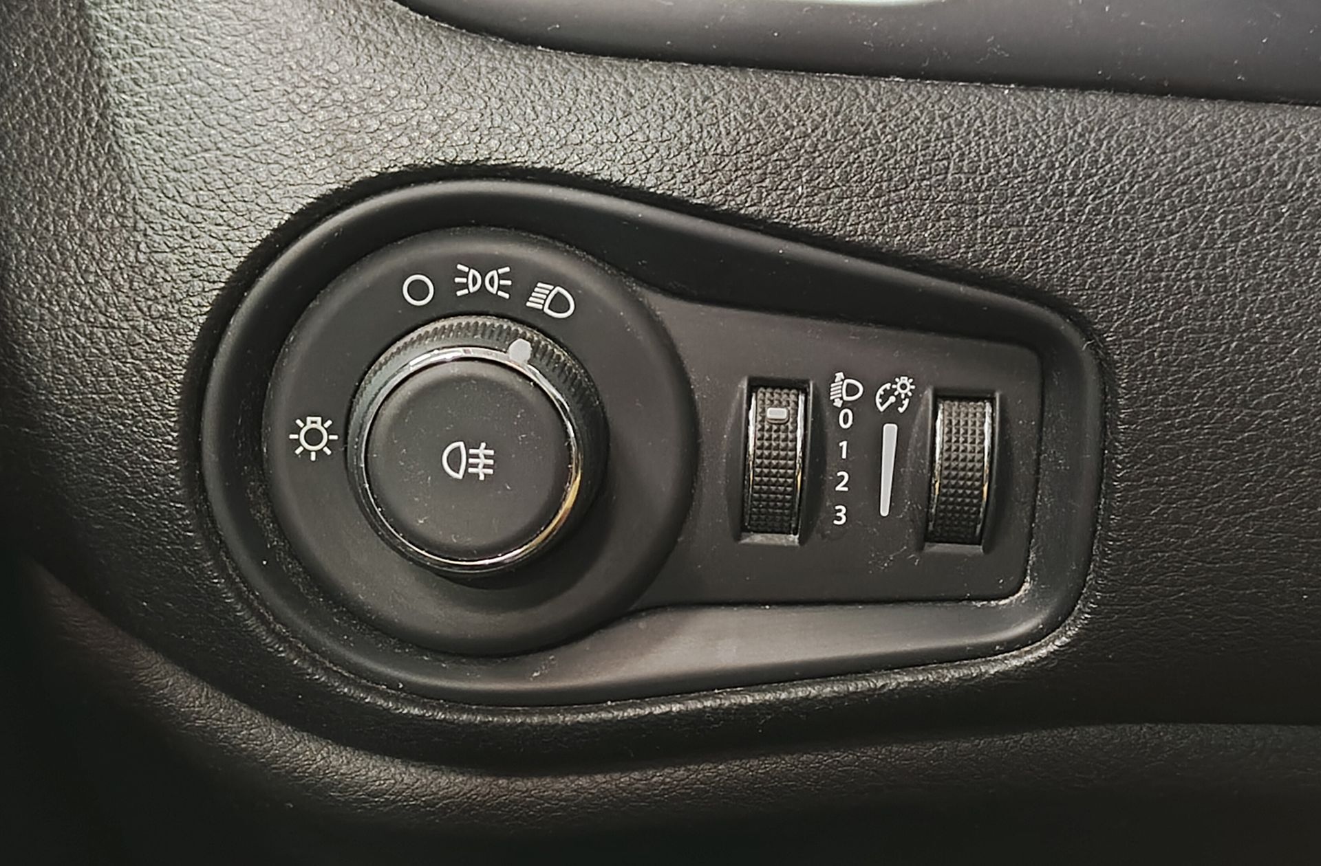 Jeep Renegade 1.0G Sport 4x2 - foto 19
