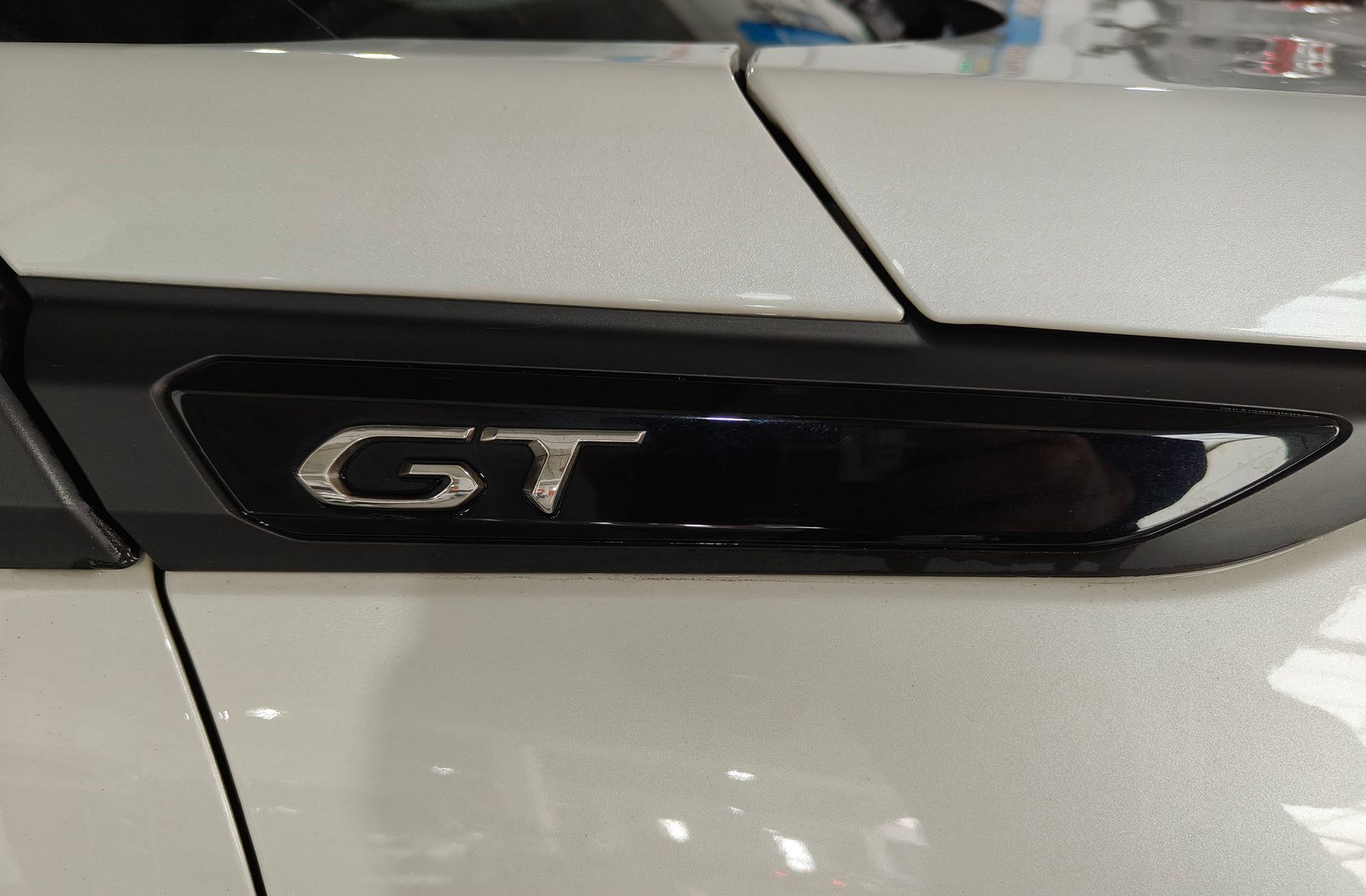 Peugeot 2008 PureTech 155 GT EAT8 - foto 5