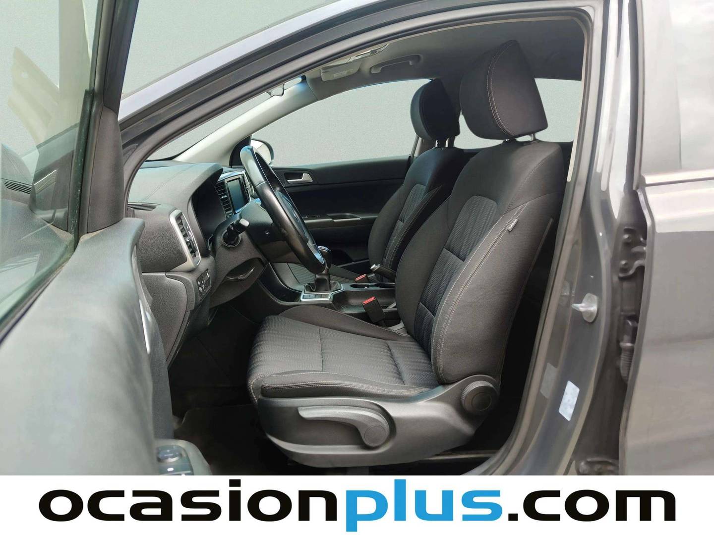 Foto asientos delanteros KIA Sportage KIA Sportage 1.6 MHEV Concept 4x2 (115 CV)