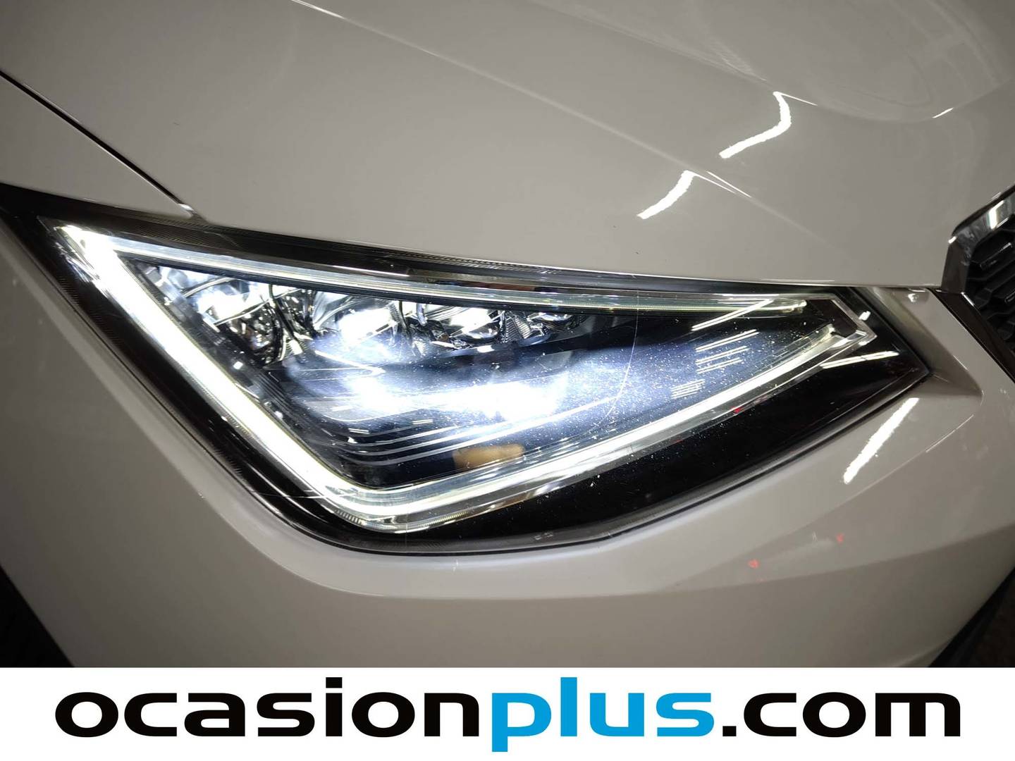 Foto Seat Arona SEAT Arona 1.0 TSI Ecomotive S&S Xcellence DSG (115 CV)