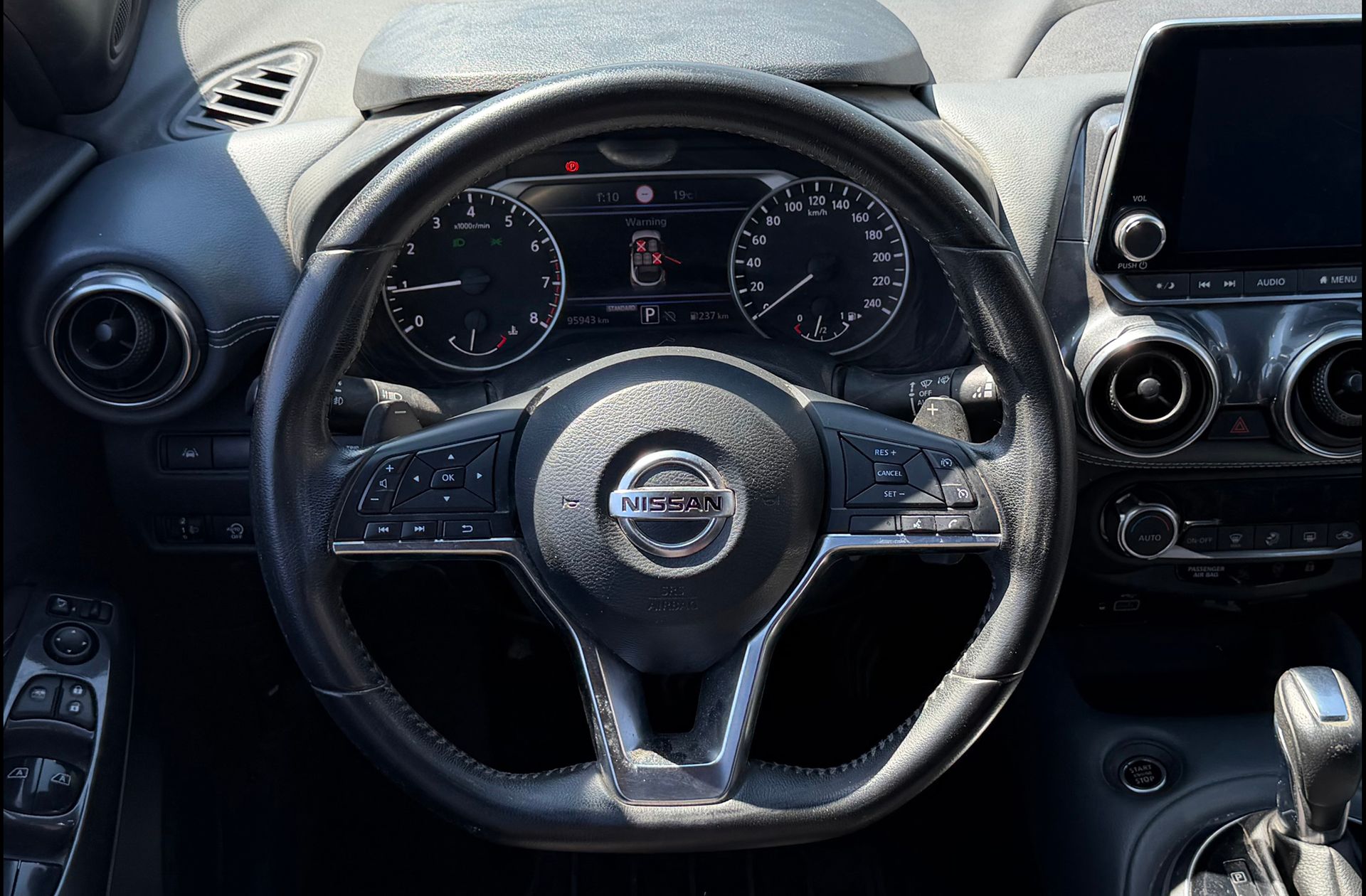 Nissan Juke DIG-T N-Connecta 4x2 DCT - foto 20