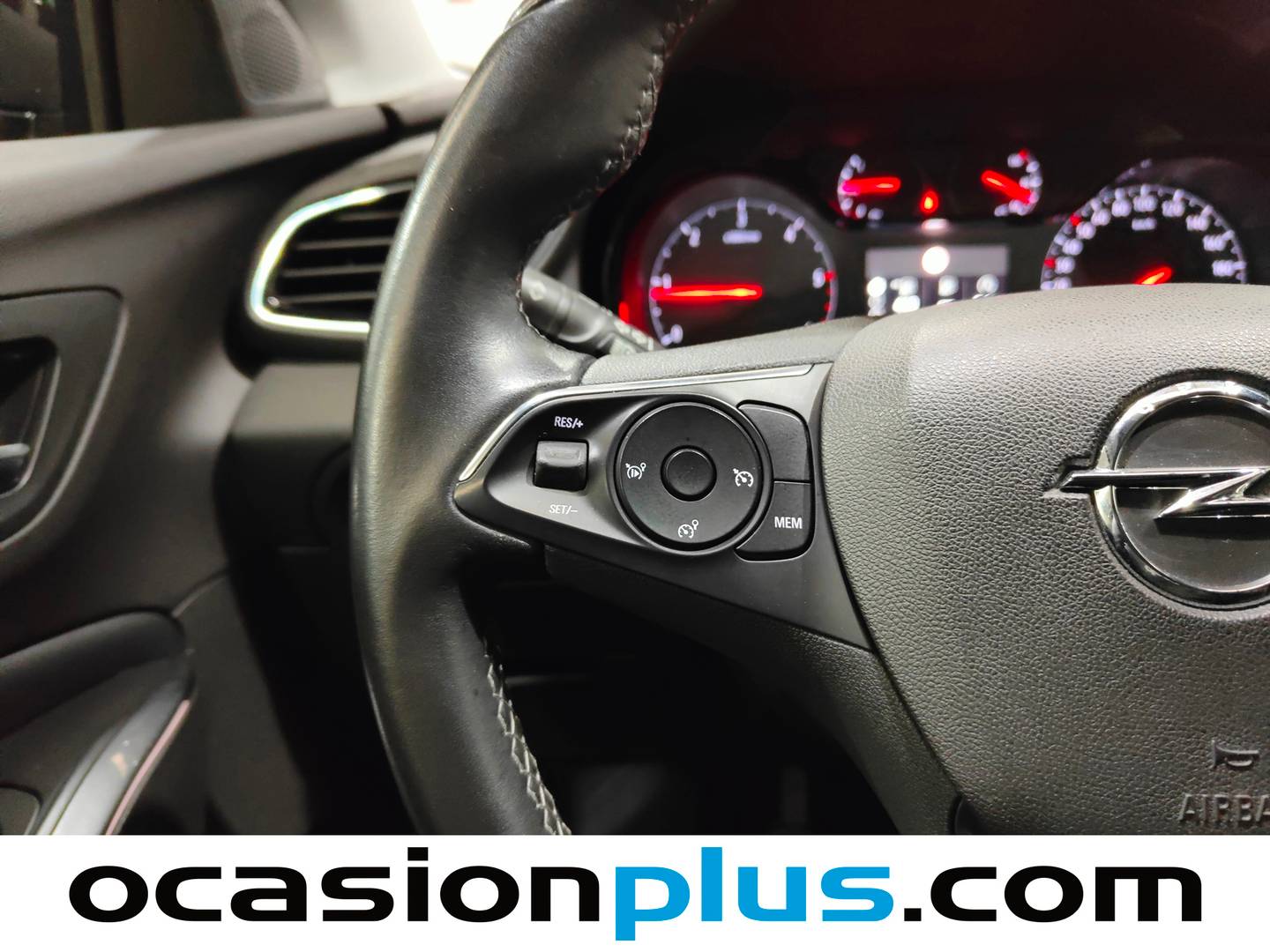 Foto Opel Grandland X Opel Grandland X 1.5 CDTi 120 Aniversario (130 CV)