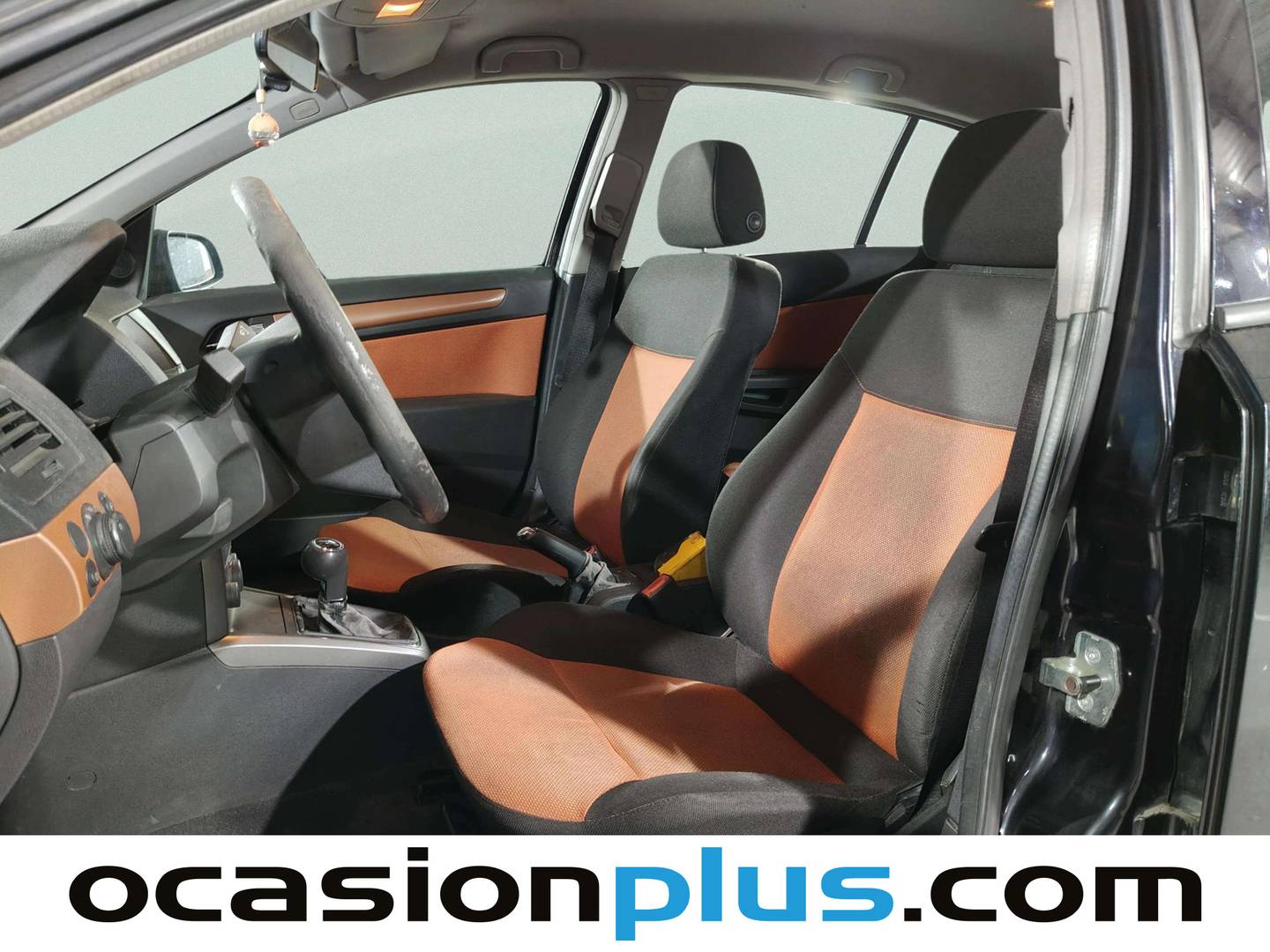 Foto asientos delanteros Opel Astra Opel Astra 1.6 Enjoy (105 CV)