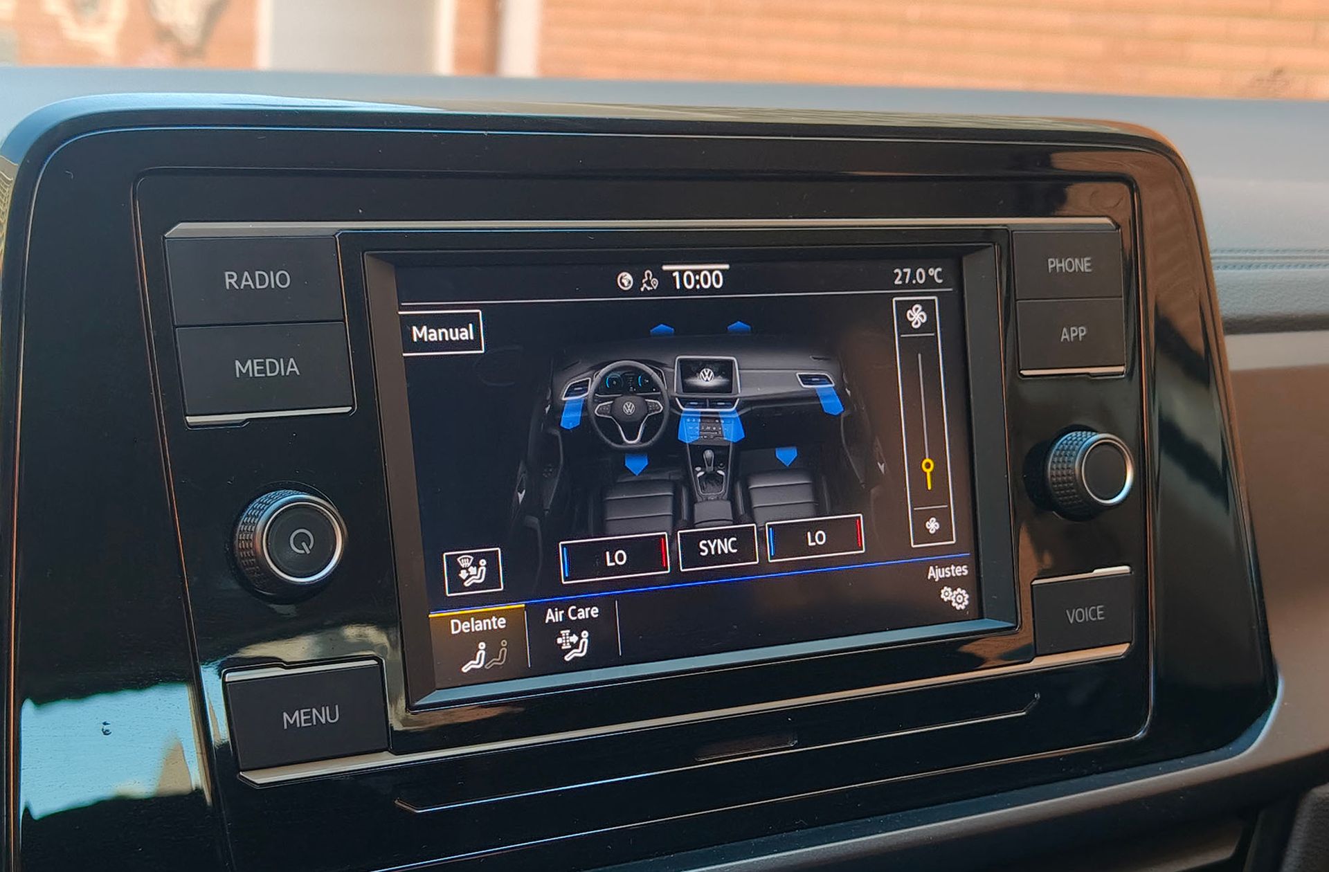 Volkswagen T-Roc 1.0 TSI - foto 30