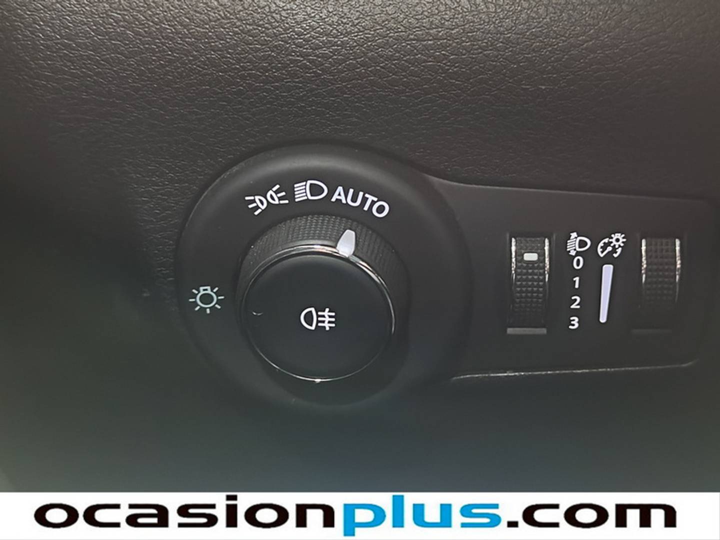 Foto Jeep Compass Jeep Compass 1.3 Gse T4 Longitude FWD MT (130 CV)