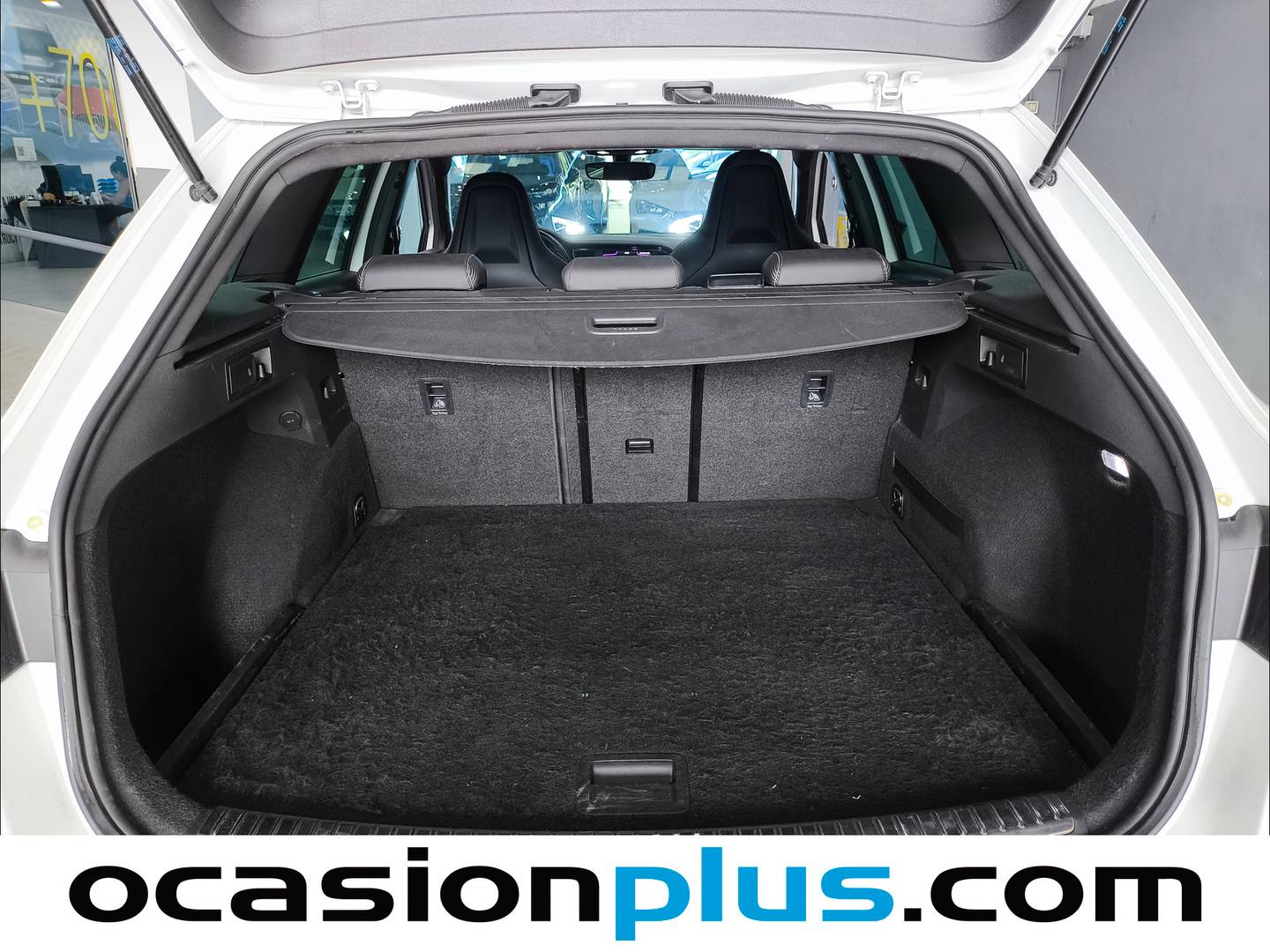 Fotos maletero Seat León Seat León ST 2.0 TSI S&S Cupra 4Drive DSG (300 CV)