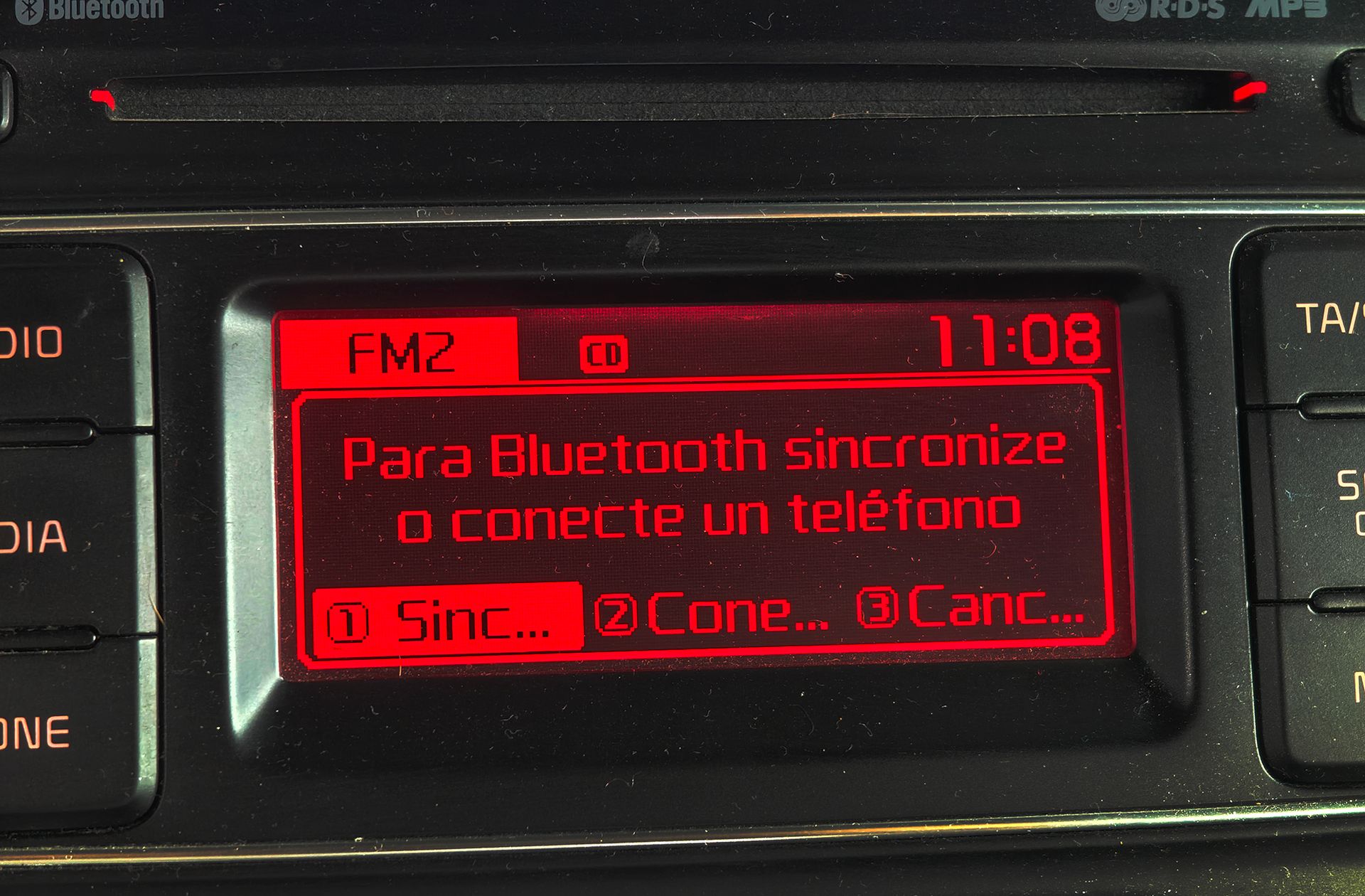 Kia Carens 1.7 CRDi VGT Concept Eco-Dynam - foto 31