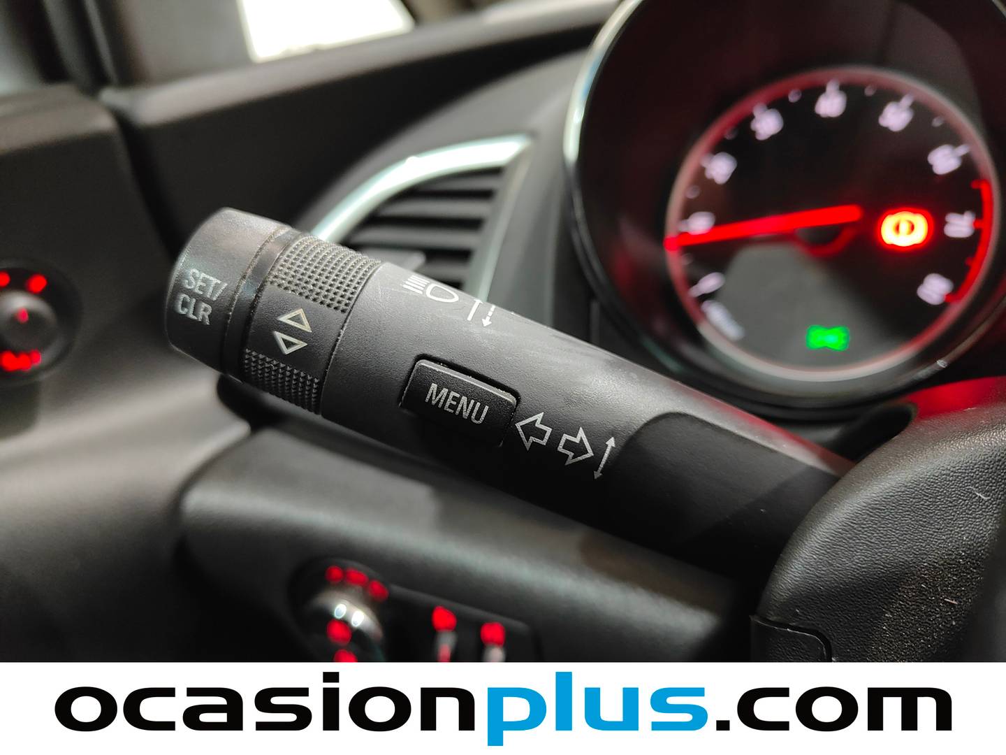 Foto Opel Astra Opel Astra 1.4 Turbo Sedan Selective (140 CV)