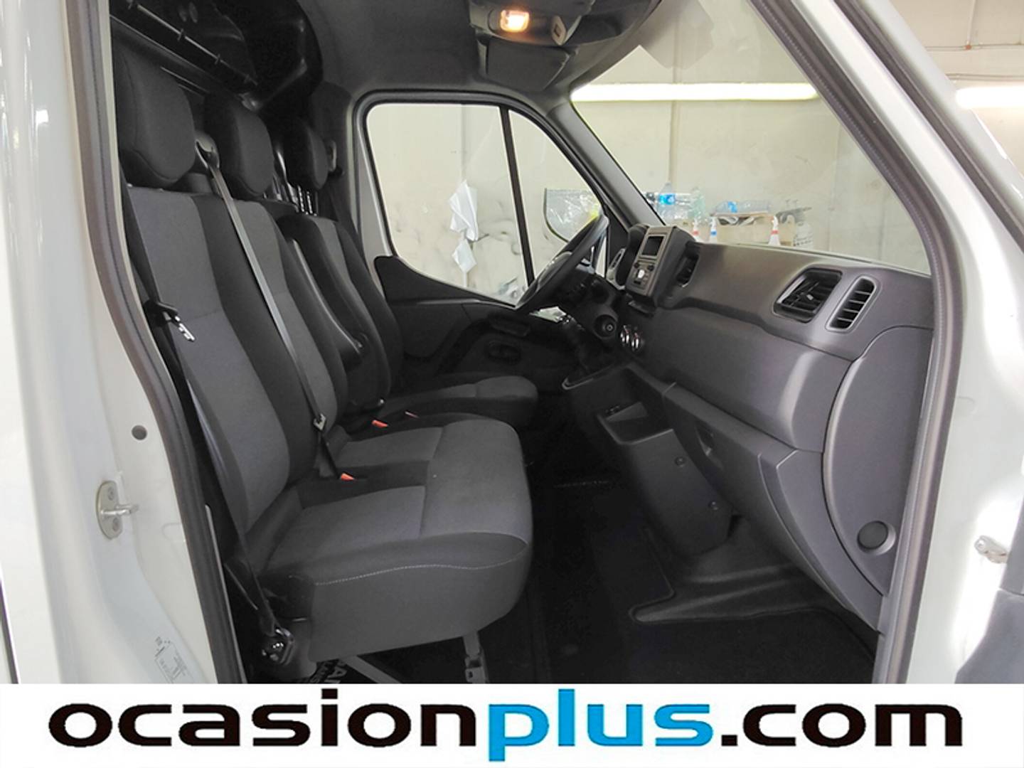 Foto Nissan Interstar Nissan Interstar 2.3 dCi L2H2 3,5T FWD GO (135 CV)