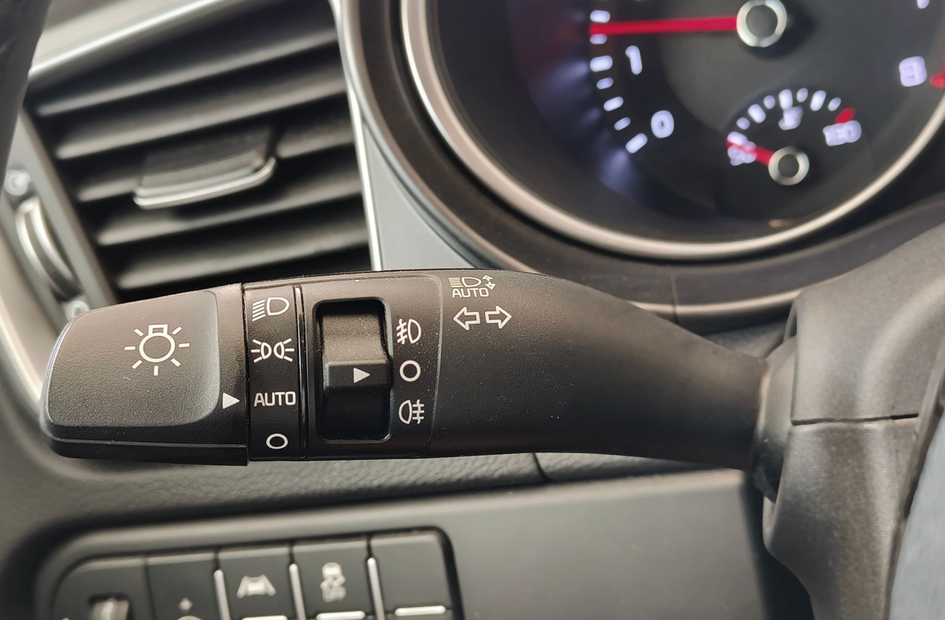 Kia Ceed 1.0 T-GDi Drive - foto 24