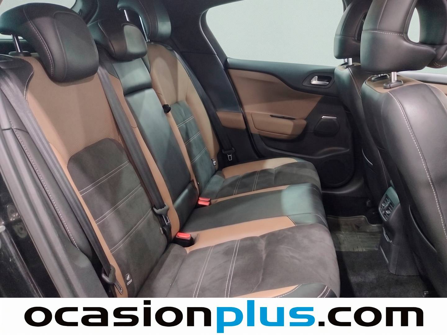 DS DS 4 Crossback DS DS 4 Crossback 1.6 BlueHDi S&S Style EAT6 (120 CV) diésel