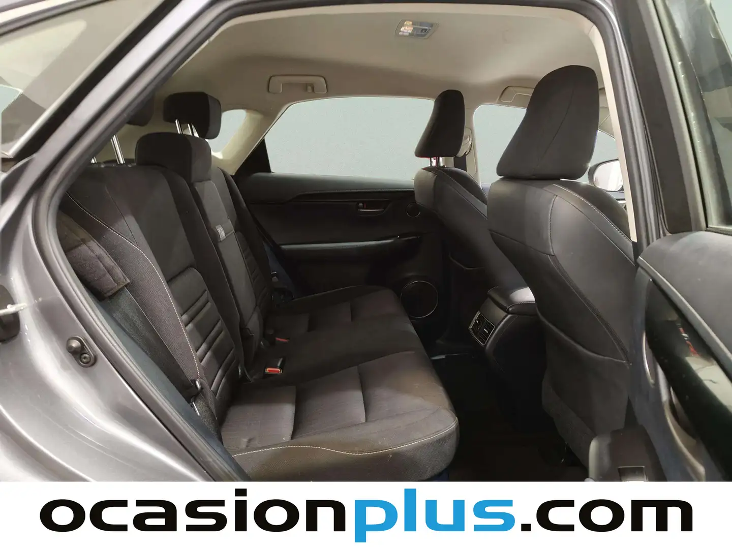 Foto Lexus NX Lexus NX 300h Premium 2WD (197 CV)