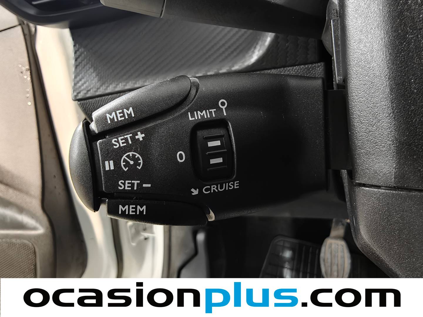 Extras del Peugeot 208 Peugeot 208 BlueHDi 100 Active (100 CV)