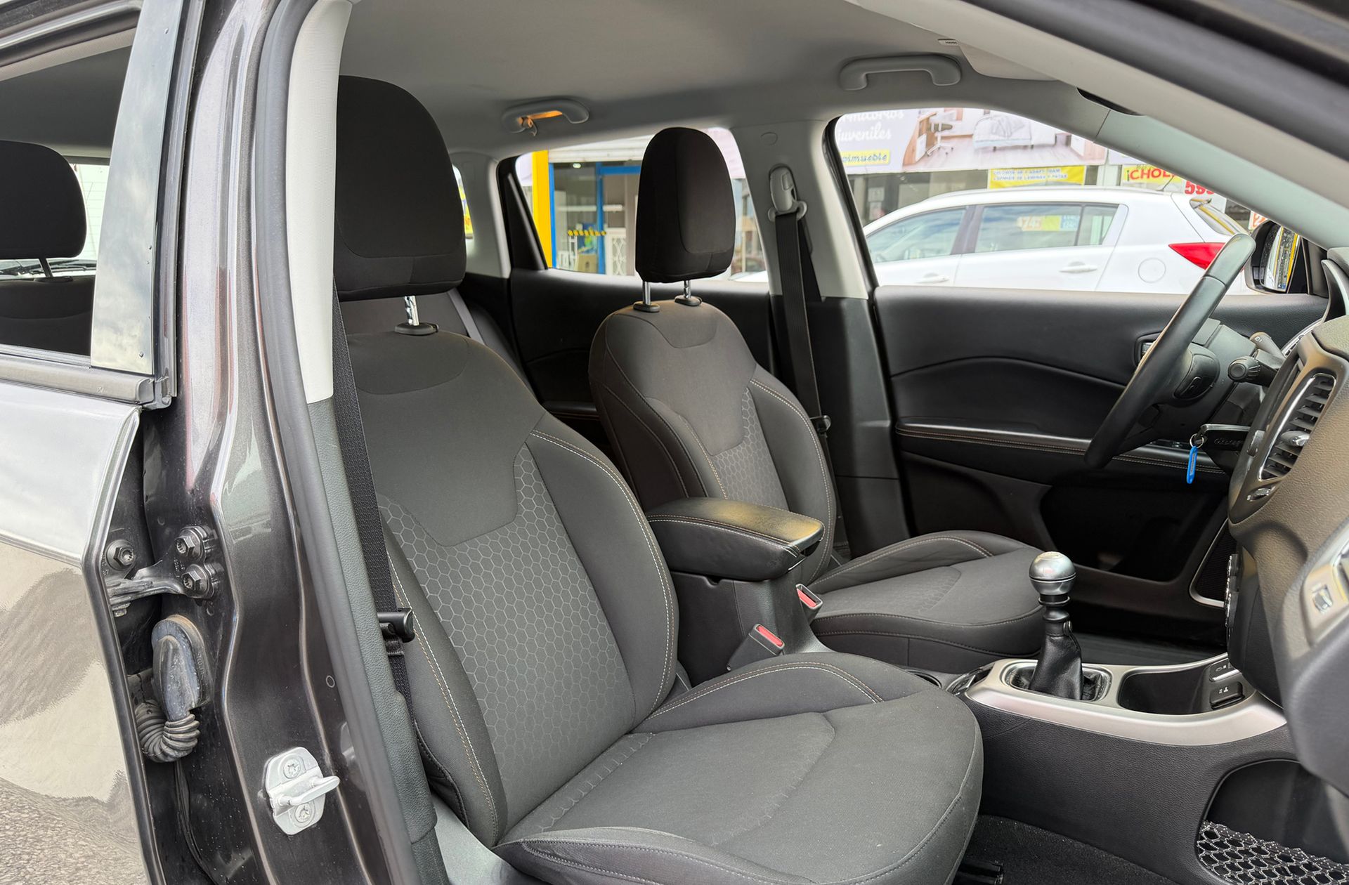 Jeep Compass 1.4 MultiAir Sport 4x2 - foto 15