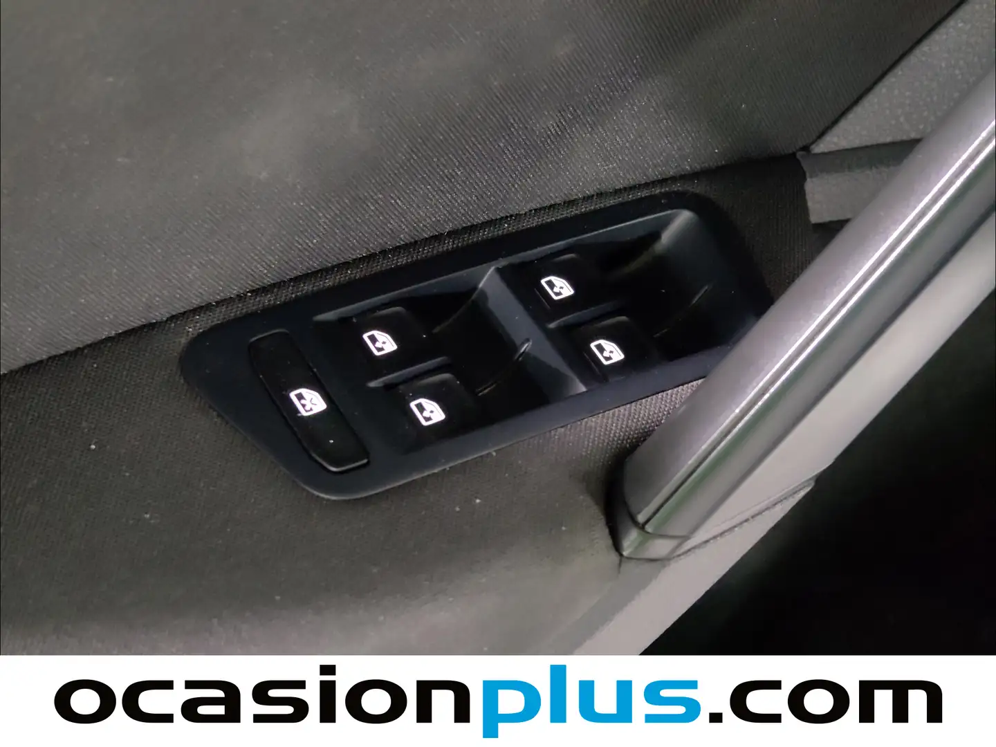 Foto Volkswagen Golf Volkswagen Golf Business 1.6 TDI (115 CV)