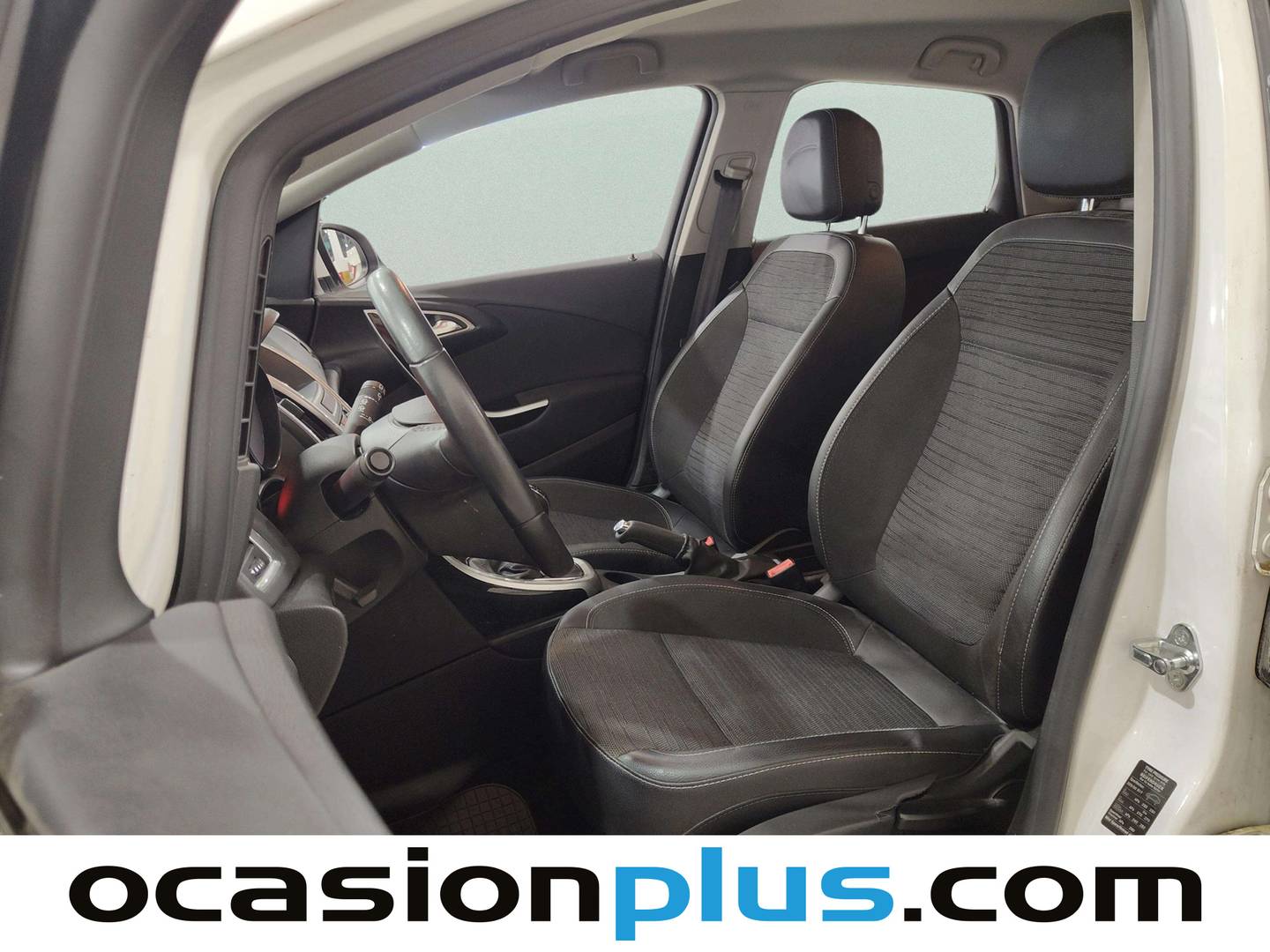 Foto asientos delanteros Opel Astra Opel Astra 1.6 CDTI S&S Excellence (110 CV)