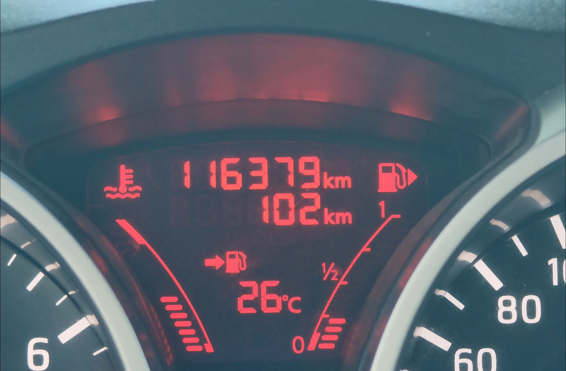 Nissan Juke DIG-T Acenta - foto 9