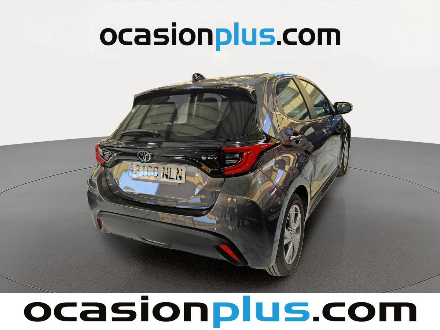 Foto trasera Toyota Yaris Toyota Yaris 120H Active Plus (116 CV) izquierda