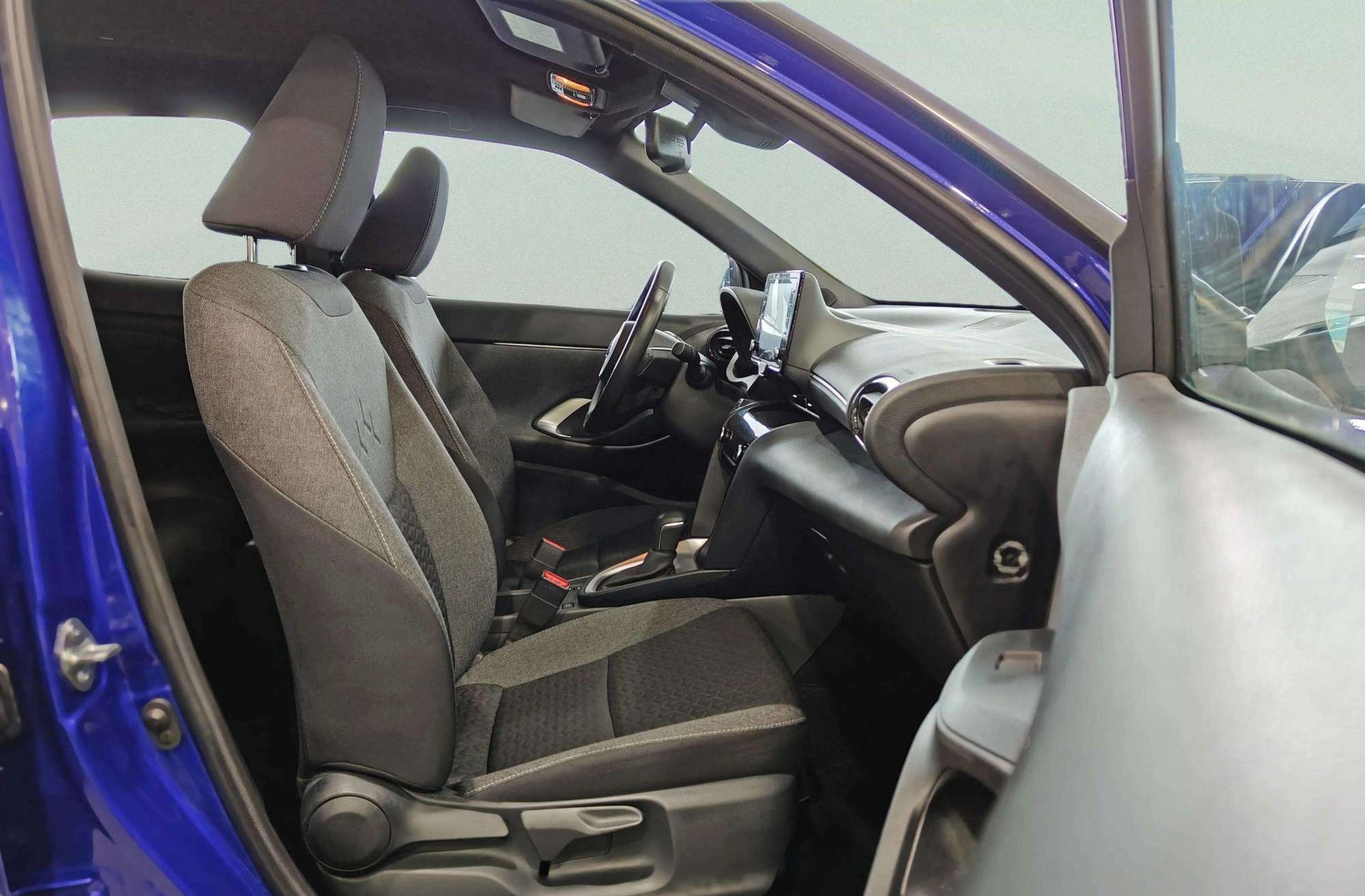 Toyota Yaris Cross 120H Active Tech - foto 21