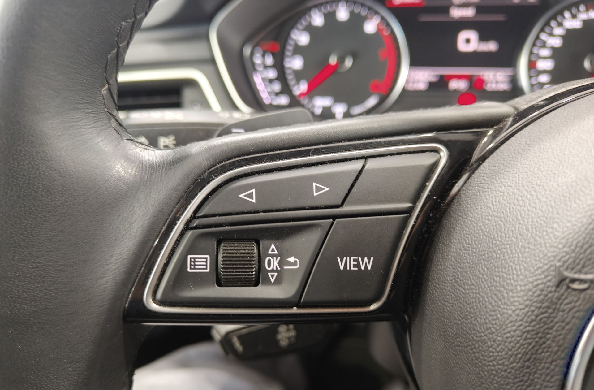 Audi A4 Avant Advanced 35 TFSI S tronic - foto 25