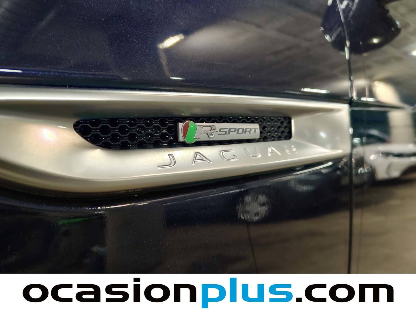 Foto Jaguar F-Pace Jaguar F-PACE 2.0T i4 R-Sport AWD Auto 221 kW (300 CV)