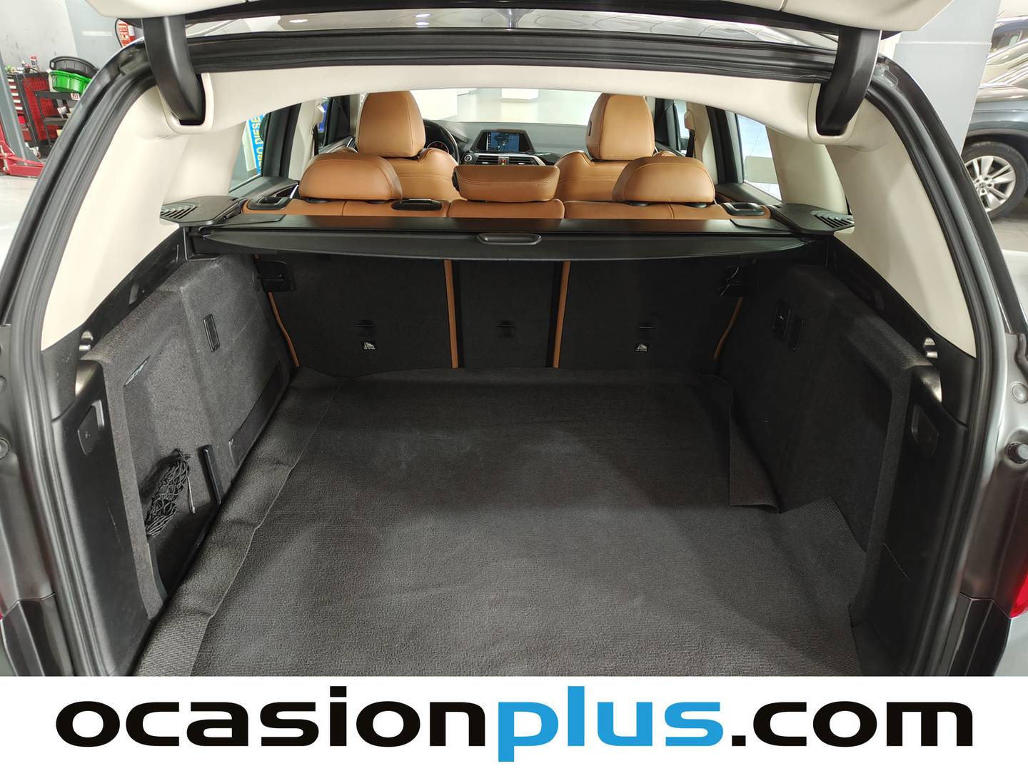 Foto BMW X3 BMW X3 sDrive18d Business  (150 CV)