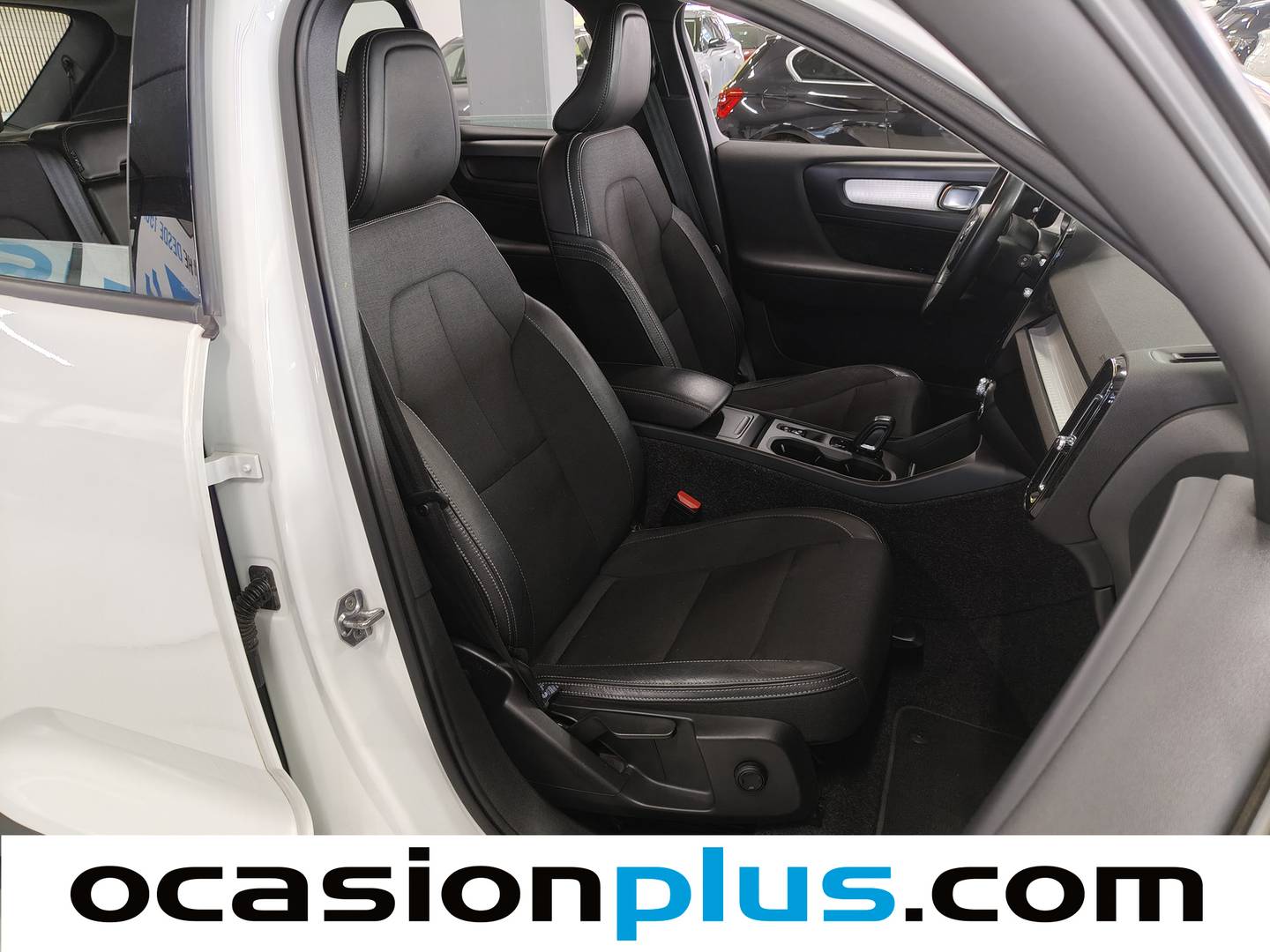Volvo XC40 Volvo XC40 T3 Business Plus Auto (163 CV) gasolina
