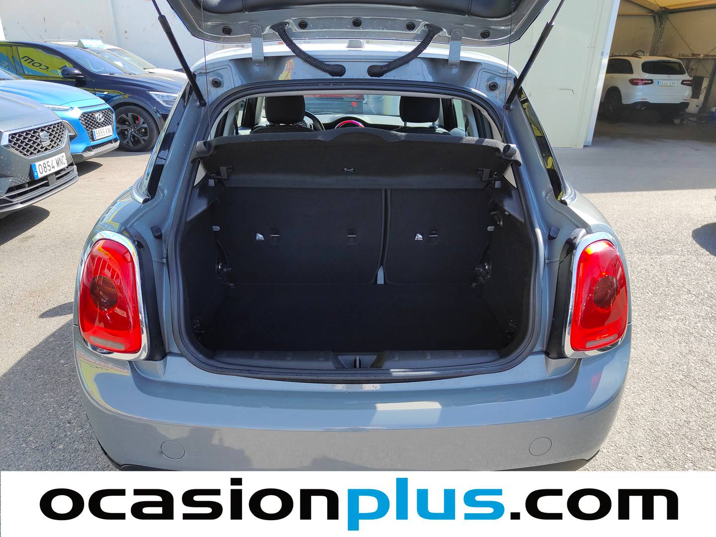Fotos maletero Mini MINI Mini MINI Cooper 5 Puertas One D  (95 CV)