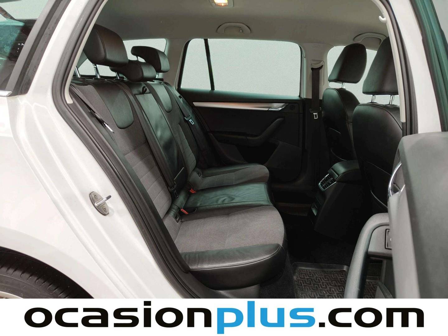 Skoda Octavia Skoda Octavia Combi 2.0 TDI CR Style DSG (150 CV) diésel
