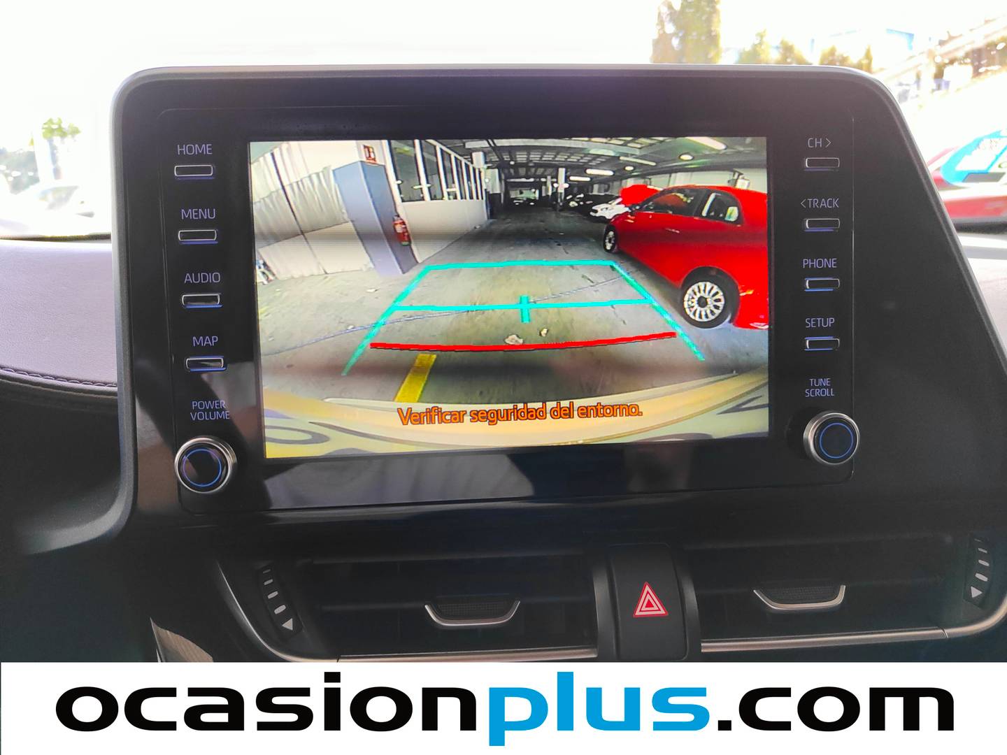 Equipamiento del Toyota C-HR Toyota C-HR 1.8 125H Advance (122 CV)