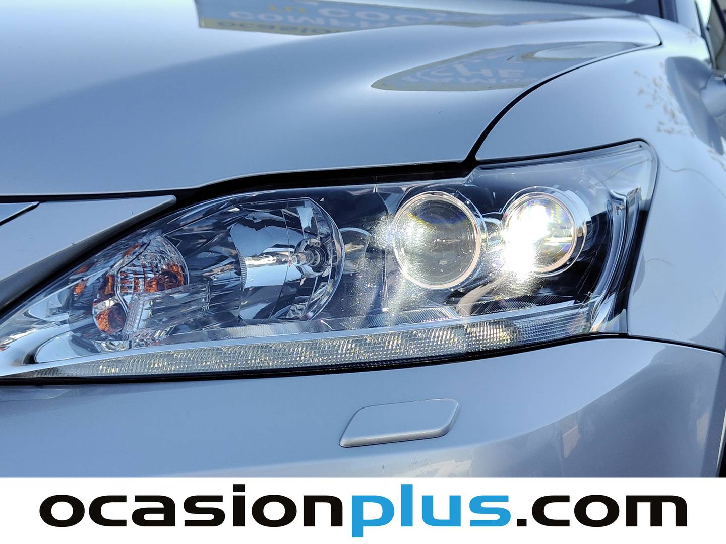 Extras del Lexus CT Lexus CT 200h Fuji (136 CV)