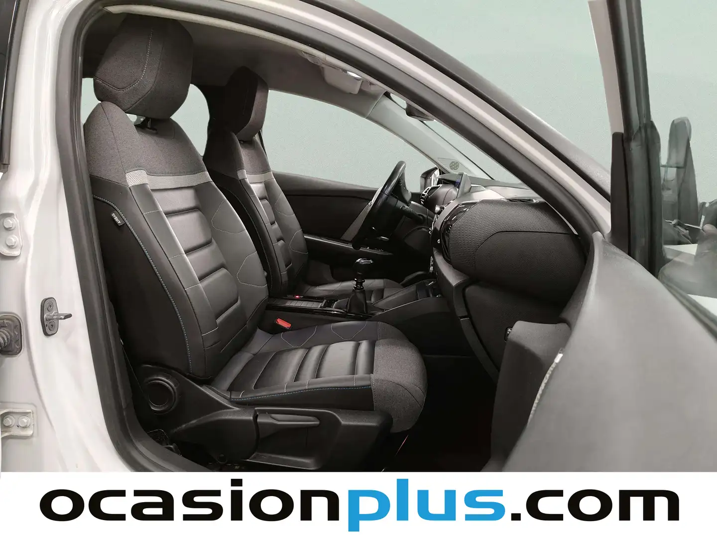 Foto Citroën C4 Citroen C4 PureTech 130 S&S Shine (130 CV)