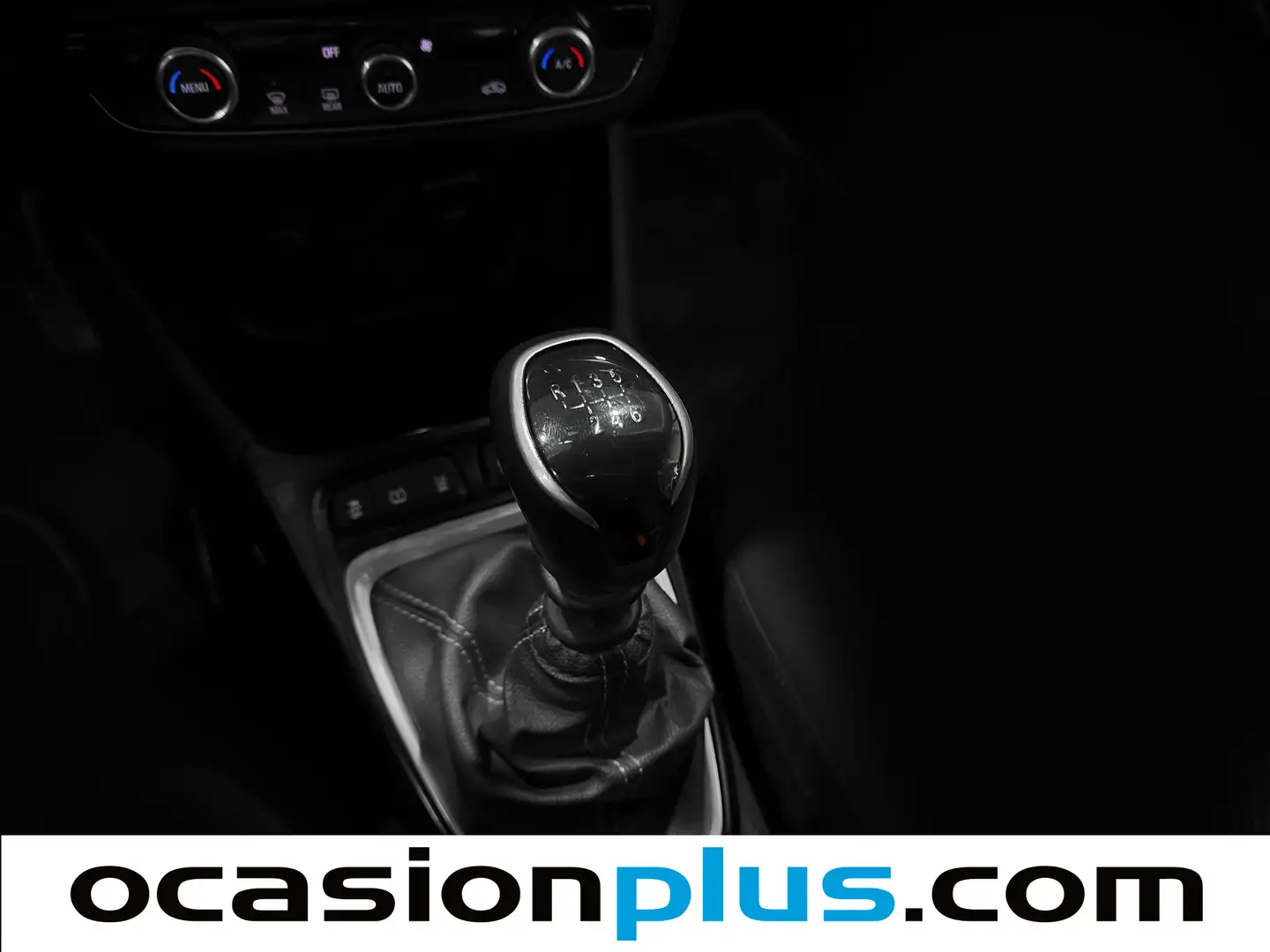 Foto Opel Crossland X Opel Crossland X 1.2 S&S Design Line 120 Aniversario (110 CV)