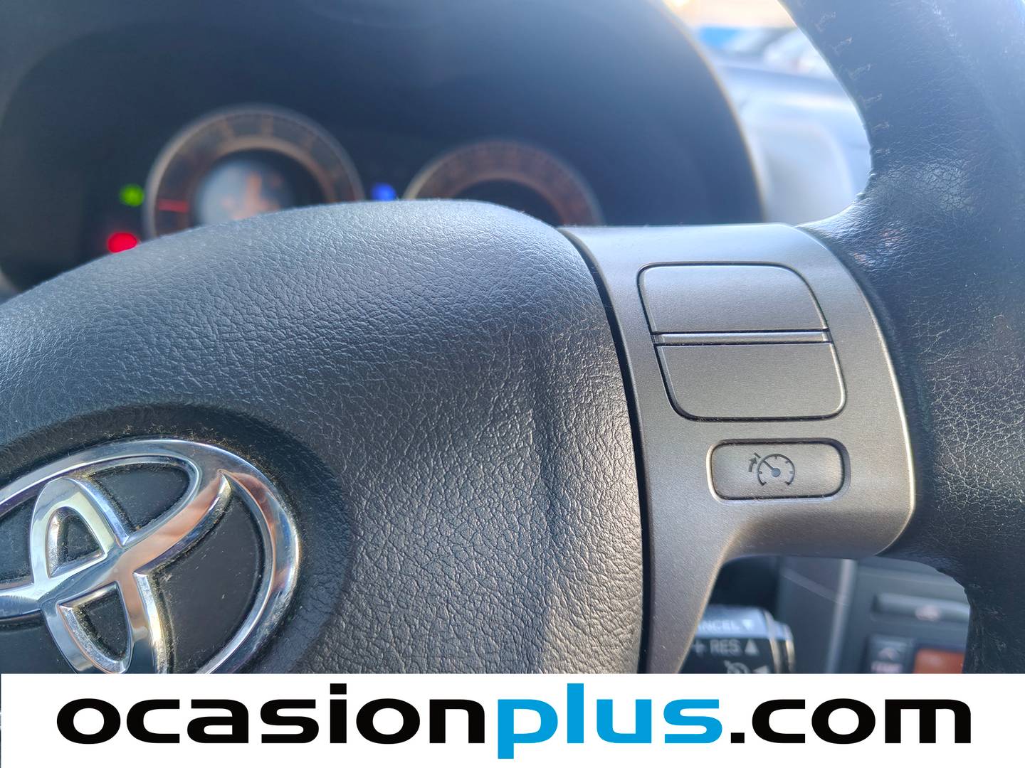 Toyota Corolla Sedán Toyota Corolla 1.6 VVT-I Sedan Sol (124 CV) gasolina