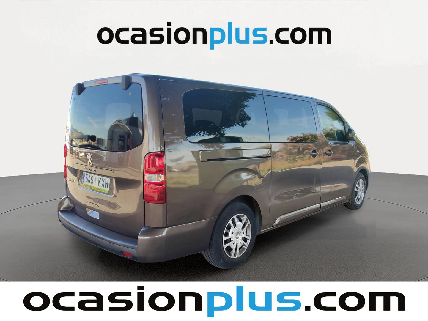 Foto trasera Peugeot Traveller Peugeot Traveller Business 1.5 BlueHDi (120) Long derecha