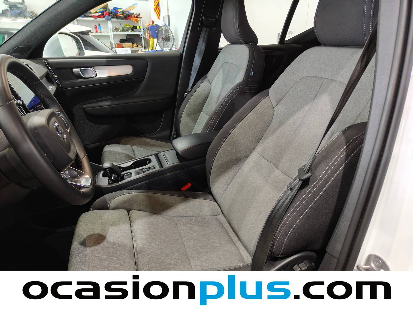 Foto asientos delanteros Volvo XC40 Volvo XC40 B3 Gasolina Mild hybrid Core Auto (163 CV)