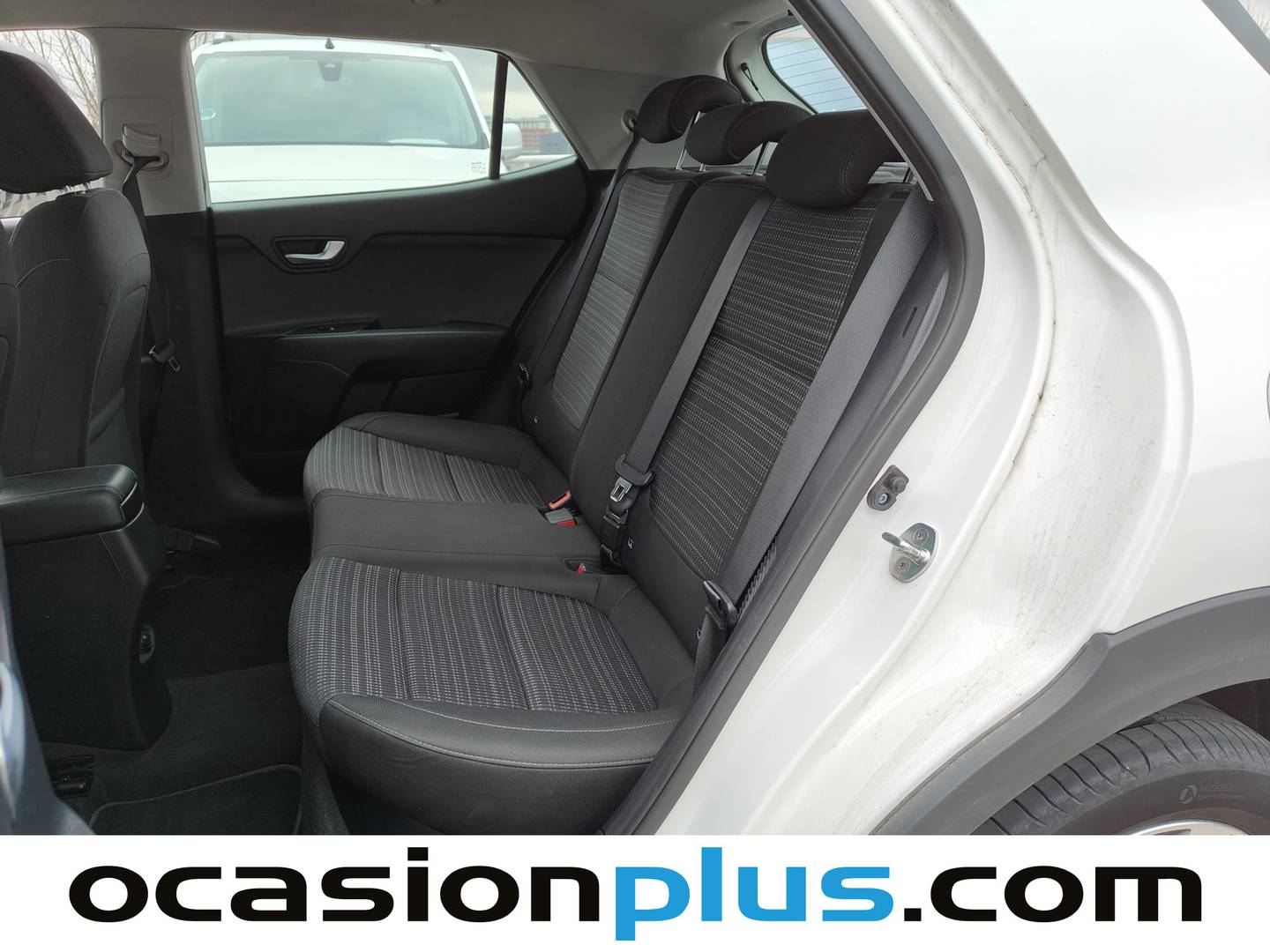 Foto asientos traseros KIA Stonic Kia Stonic T-GDi MHEV Drive iMT (100 CV)
