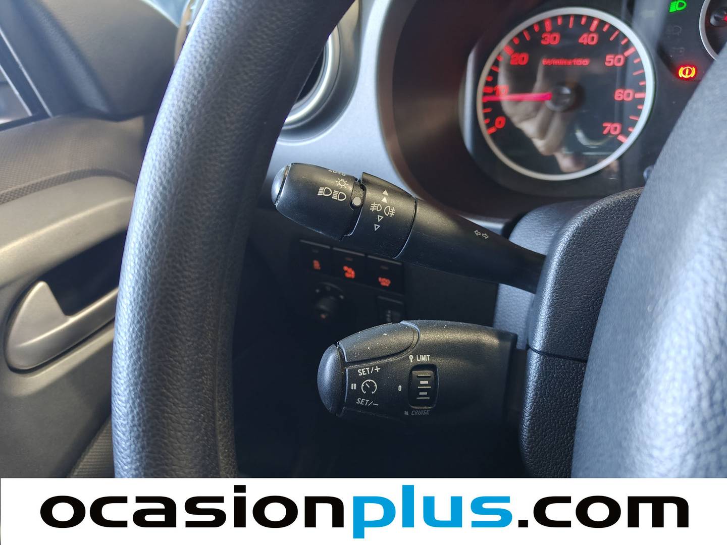 Foto Peugeot Partner Peugeot Partner Tepee Combi 1.2 PureTech Adventure Edition (110 CV)