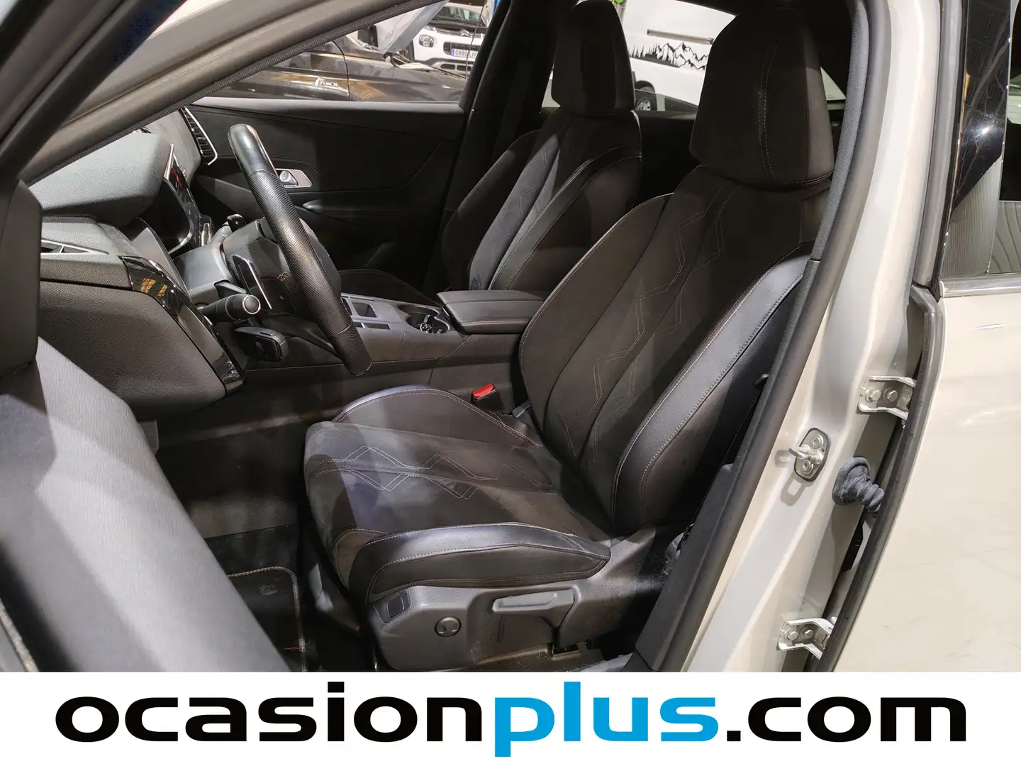 Foto DS DS 7 Crossback DS DS7 Crossback BlueHDi 130 DE Performance Line AT (130 CV)