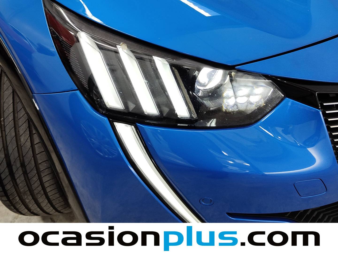 Acabados Peugeot 208 Peugeot 208 BlueHDi 100 GT (100 CV)