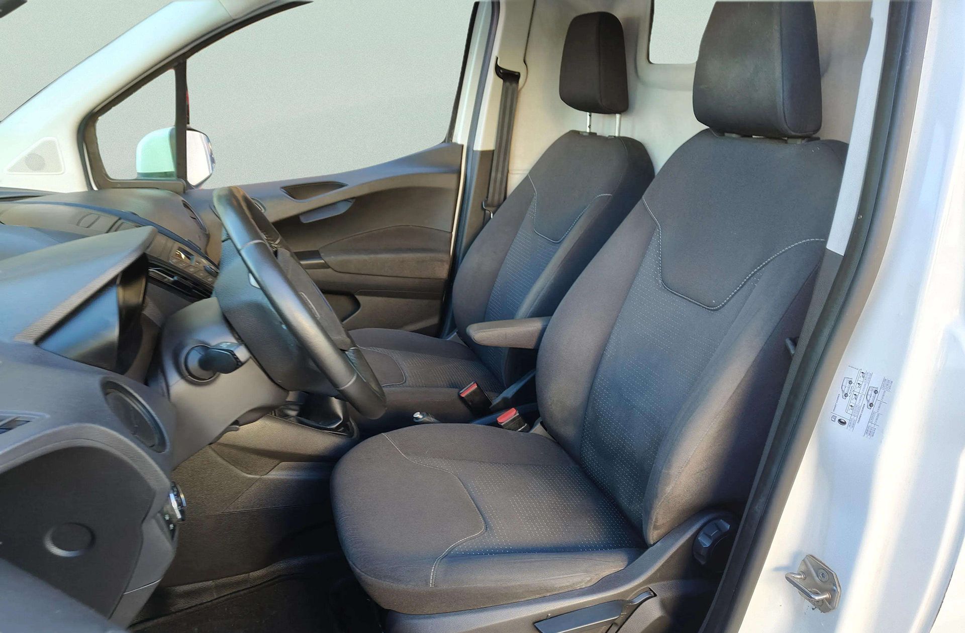 Ford Transit Furgon 1.5 TDCi Trend - foto 8