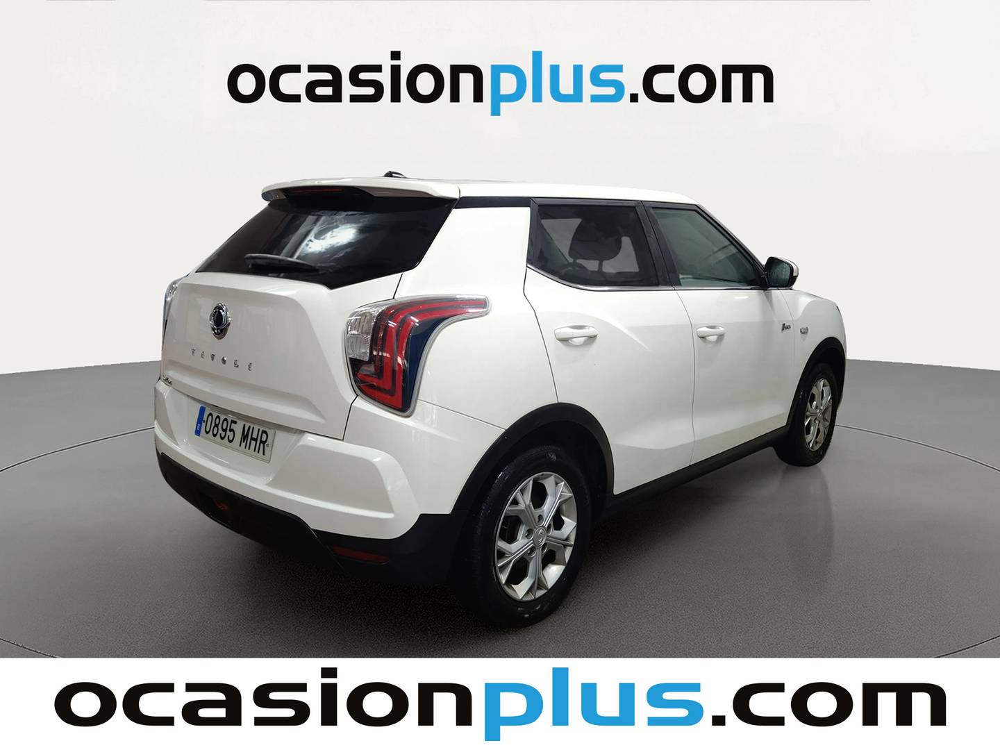 Foto trasera SsangYong Tivoli SsangYong Tivoli G12T Urban Plus (128 CV) derecha