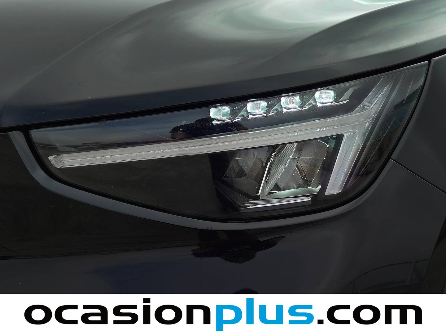 Volvo XC40 Volvo XC40 B3 Gasolina Mild hybrid Plus Dark Auto (163 CV) híbrido