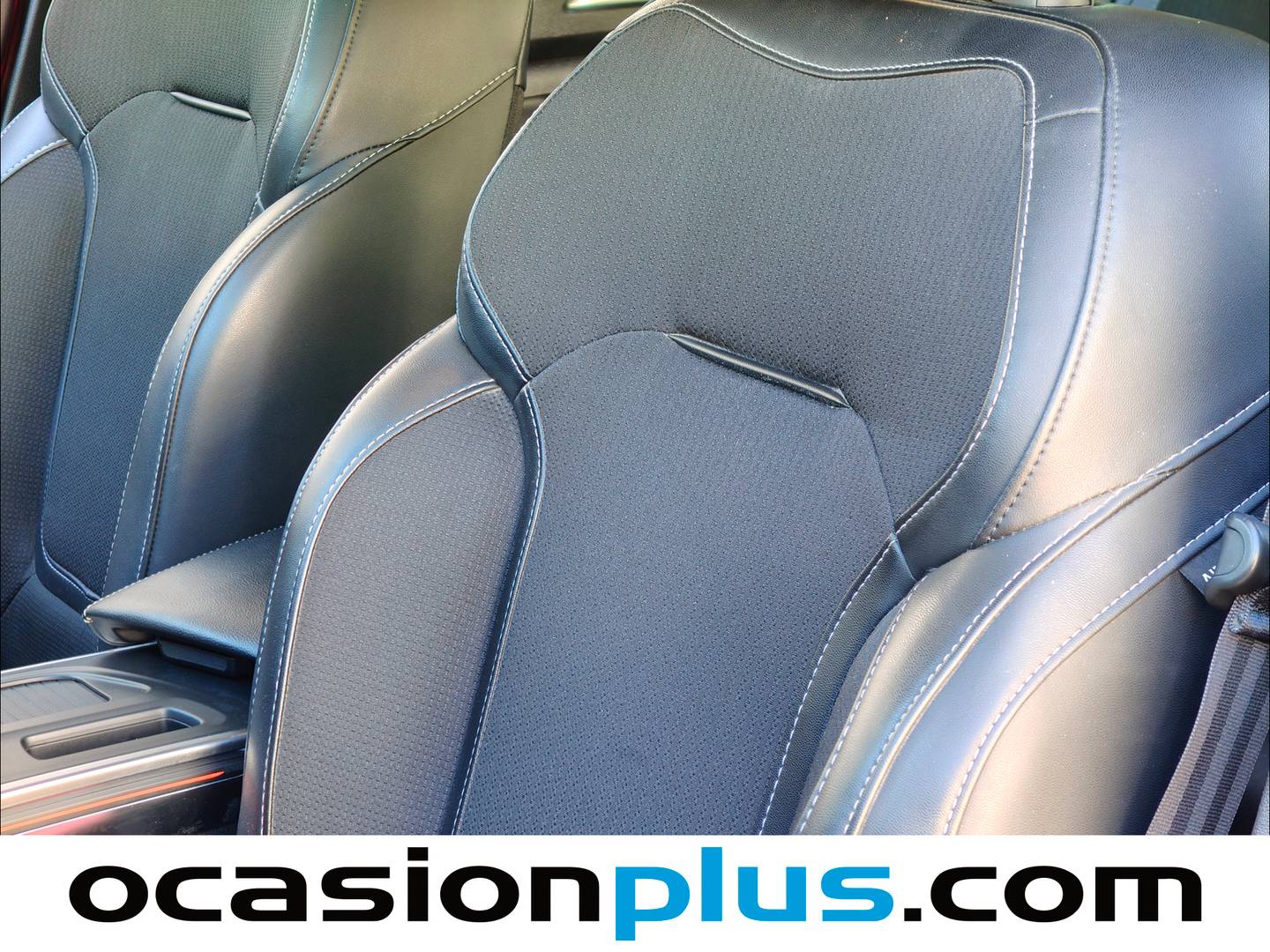 Extras y acabados del Renault Mégane Renault Megane Sport Tourer Zen TCe (140 CV)