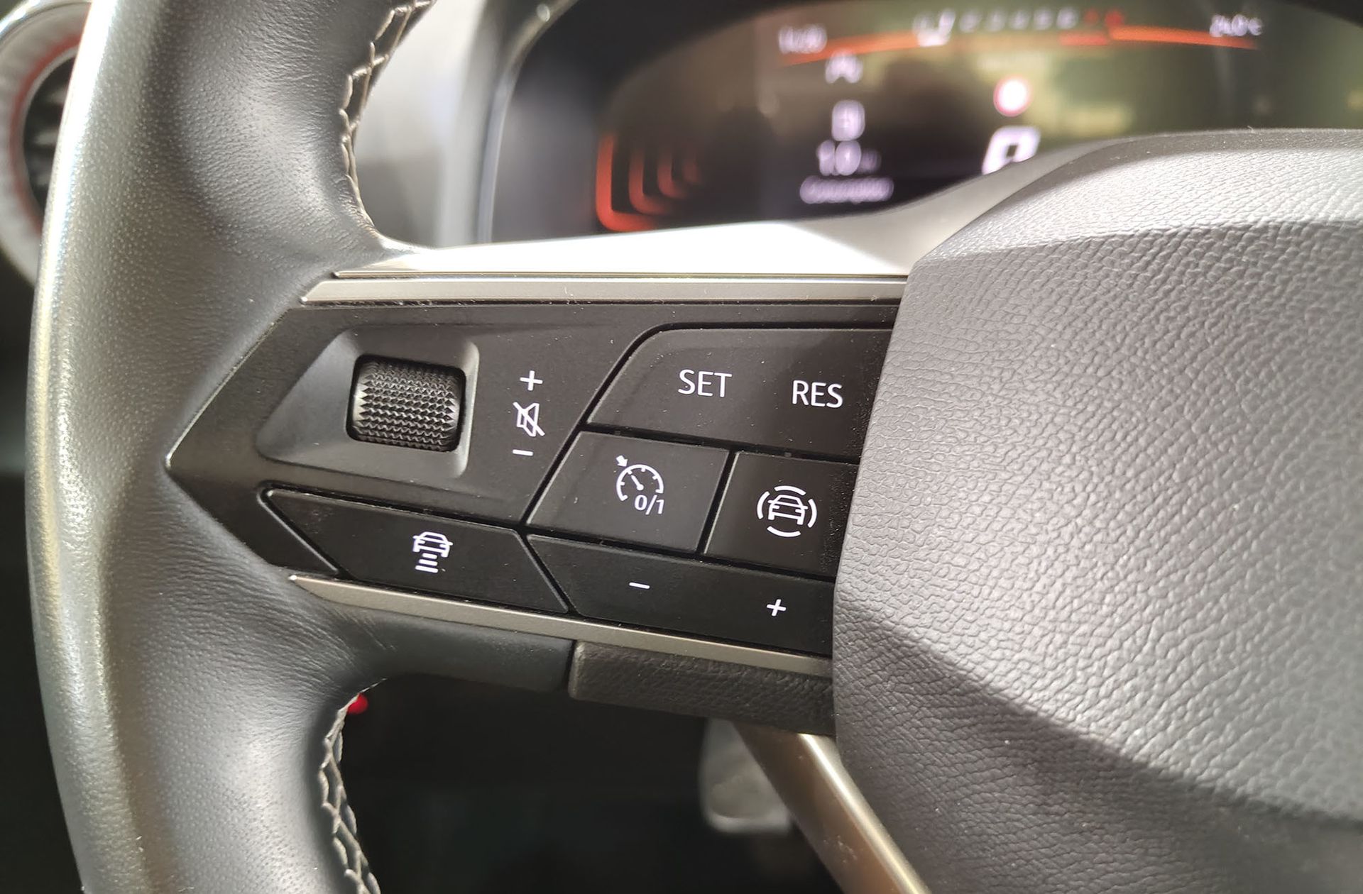 SEAT Arona 1.0 TSI Xperience Special Edition - foto 23