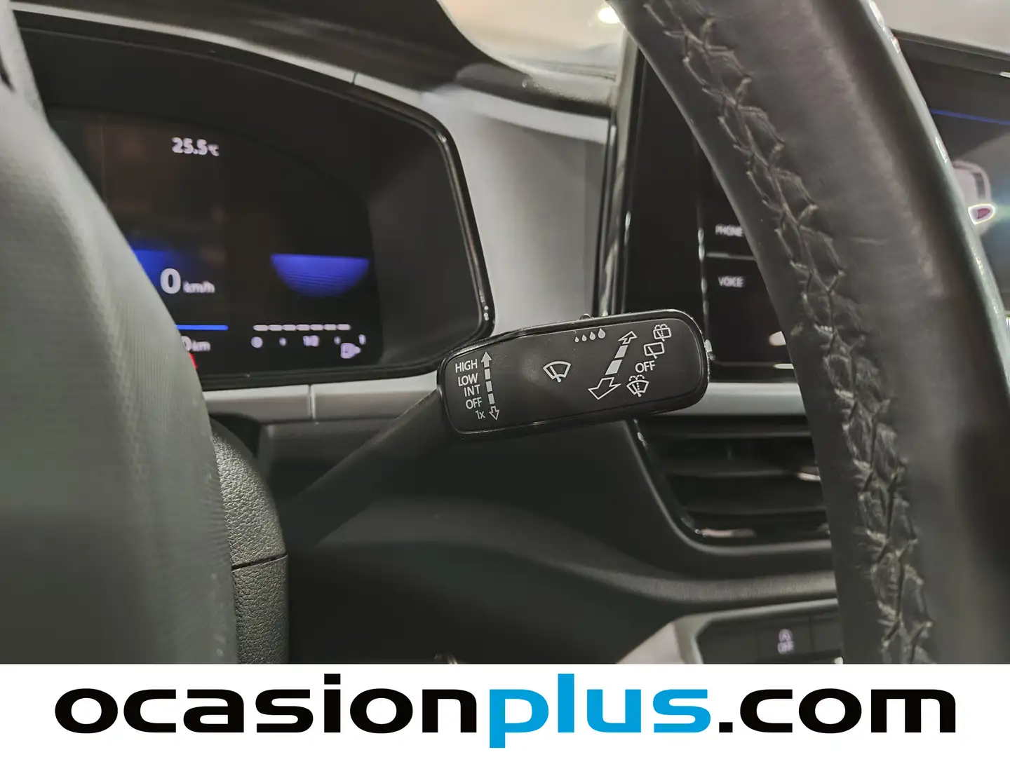 Foto Volkswagen T-Roc Volkswagen T-Roc Life 1.5 TSI  (150 CV)