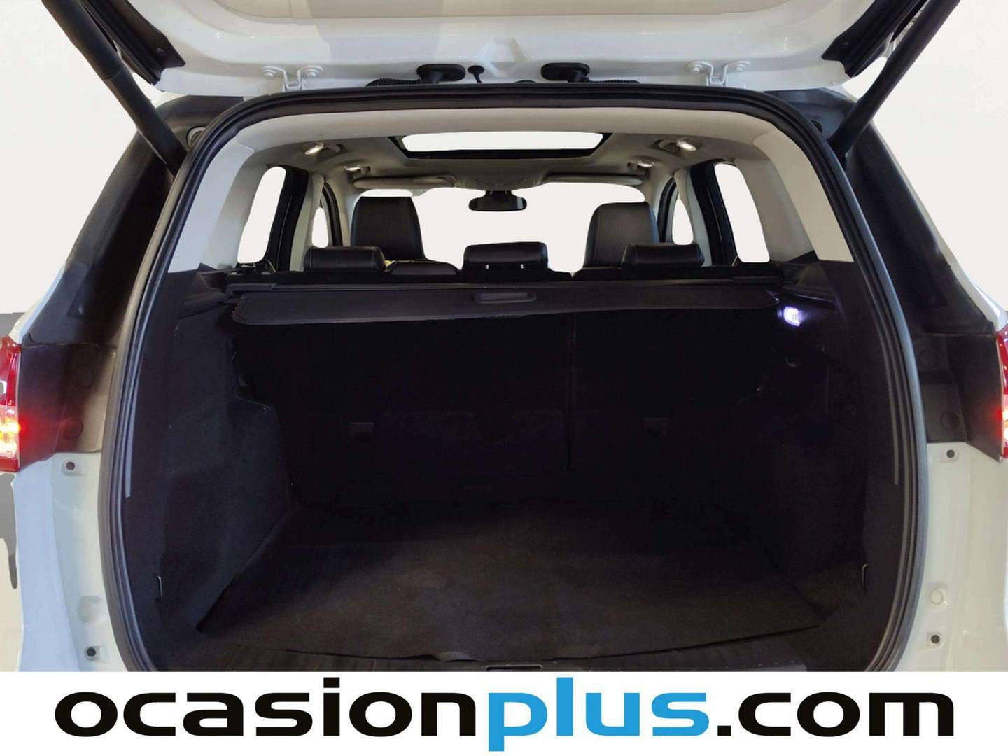Fotos maletero Ford Kuga Ford Kuga 2.0 TDCI Titanium 4x4 Powershift (140 CV)