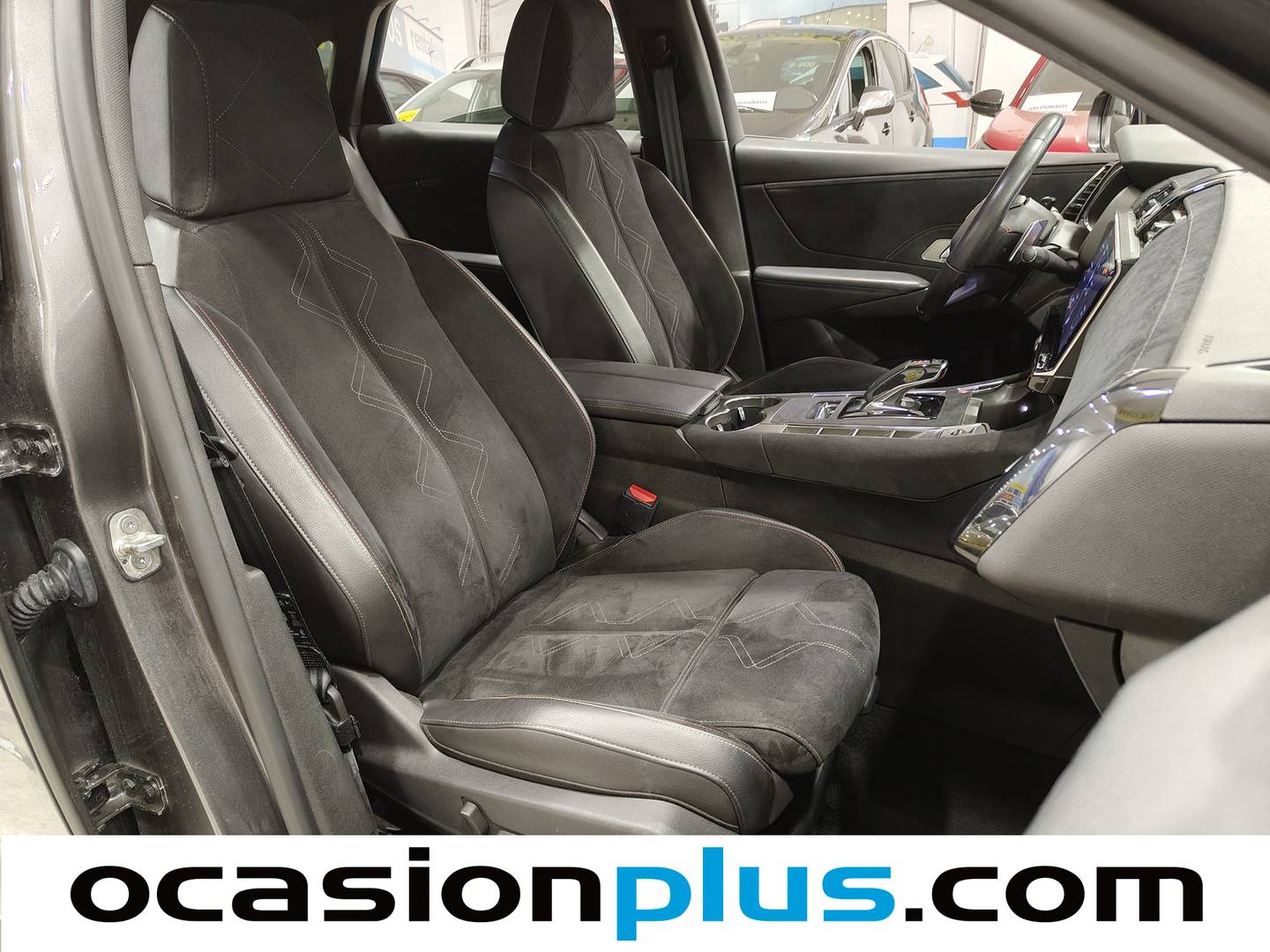 Foto DS DS 7 DS DS7 Crossback BlueHDi 130 Performance Line Auto (130 CV)